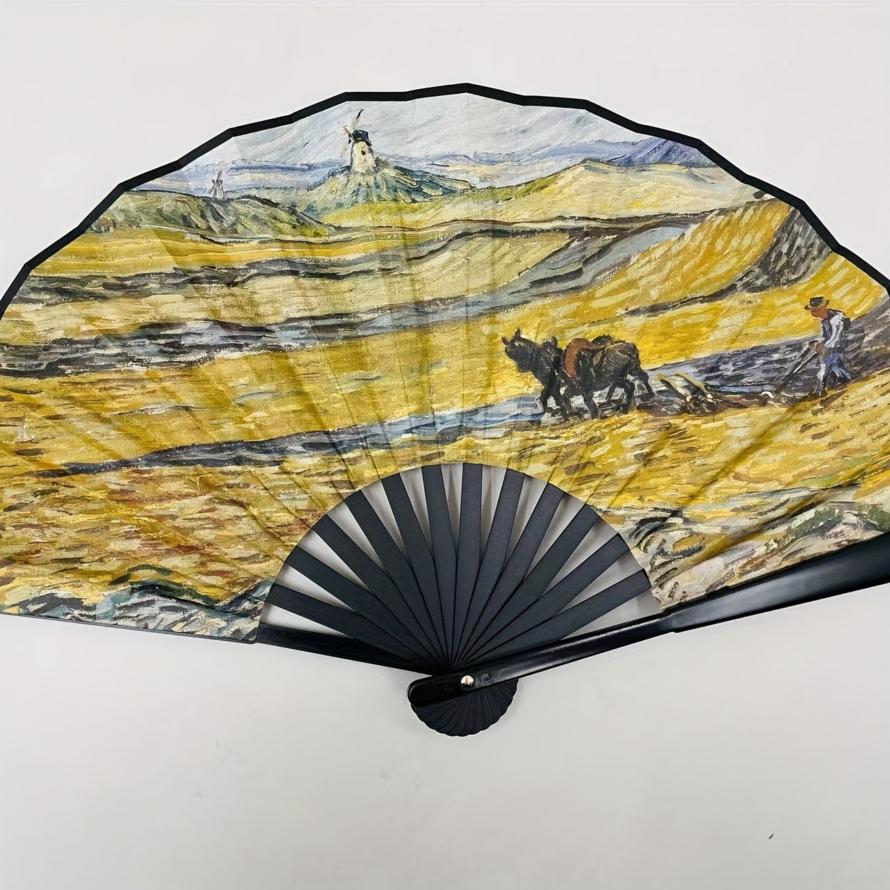 "Zarif Landshaft Printi bilan Qo'l Ventilyatori, Raqqoslik Ko'rsatmalari va Cheongsam Kiymak Uchun Mukammal, Yuqori Sifatli Bosma va Egiluvchan Dizayn"