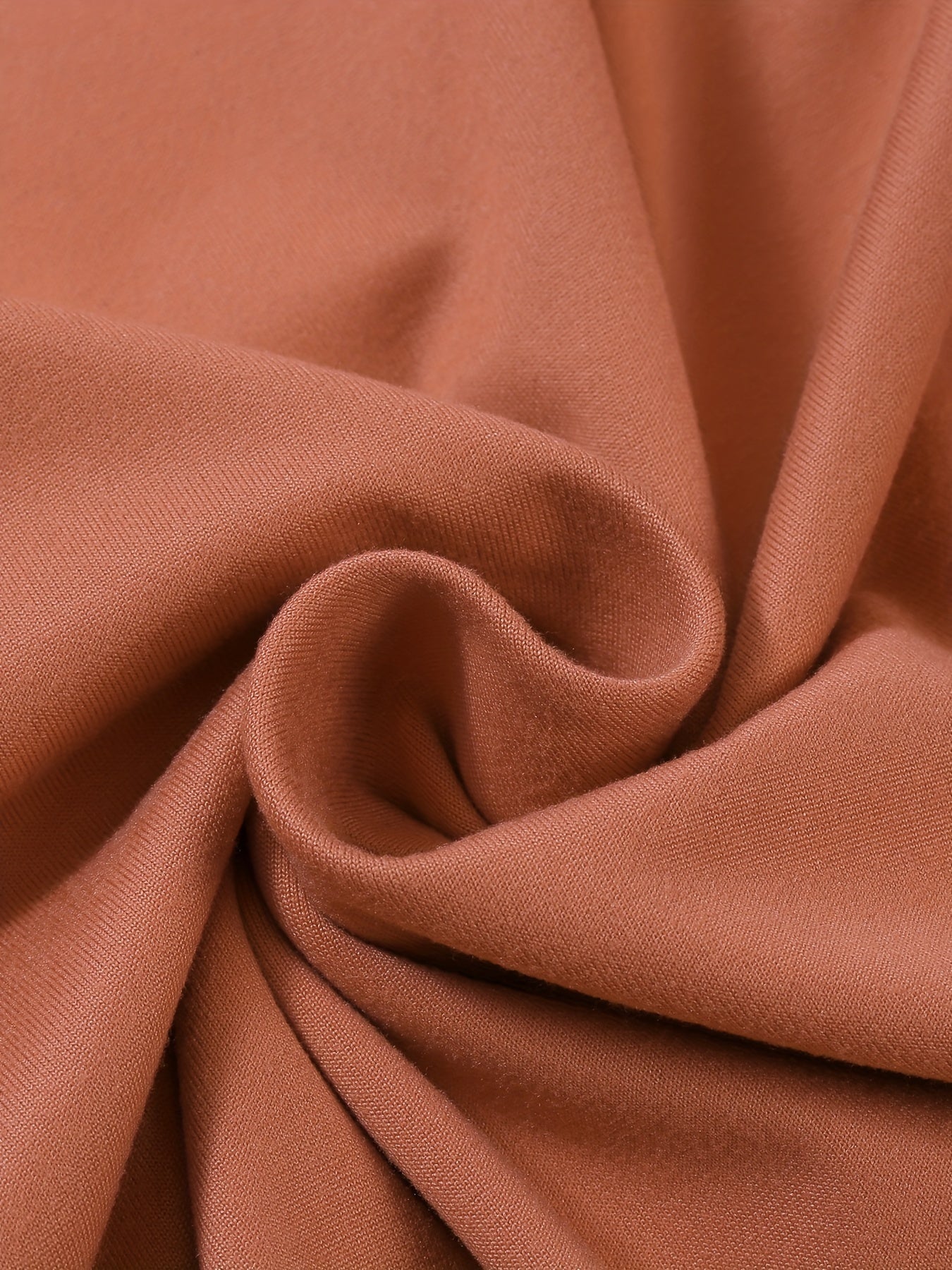 Plus o'lcham ayollar uchun uzun qo'lli to'liq rangli T-shirtlar bahor va yoz uchun to'plam