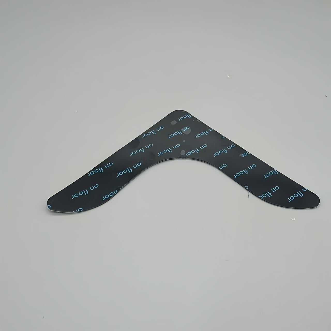 Black Non-Slip Carpet Clips Set for Living Room, Dining Room, Bathroom