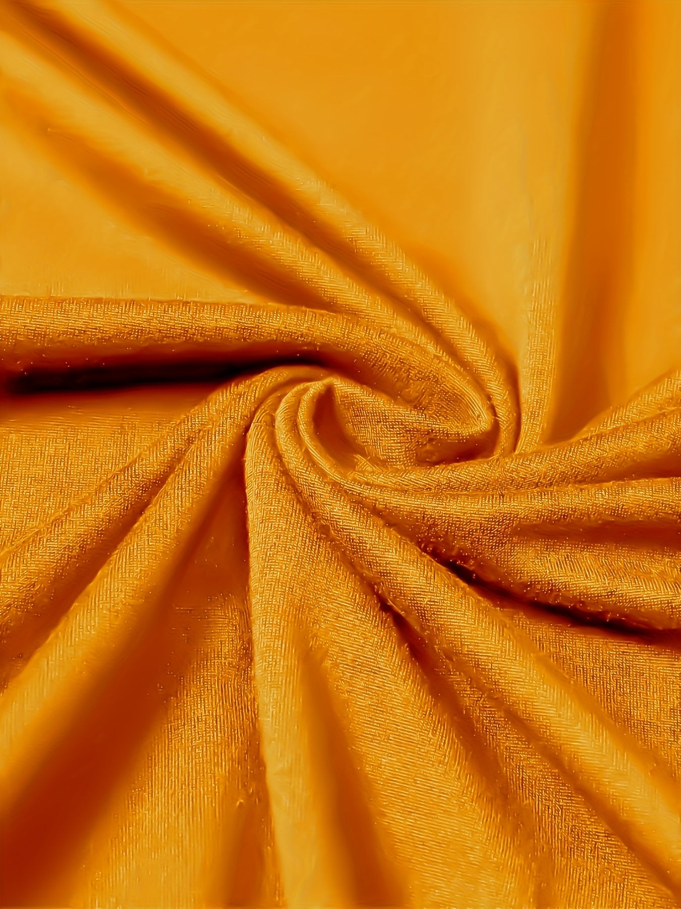 Men's Casual Outfit with Short-Sleeve T-Shirt and Drawstring Shorts for Spring Summer Sports