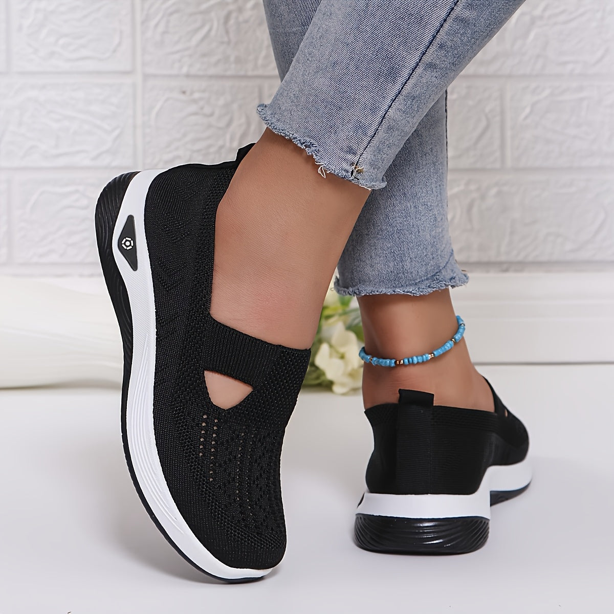 Women's Breathable Fabric Sneakers with Cross-Border Lace-Up and Low Top Design