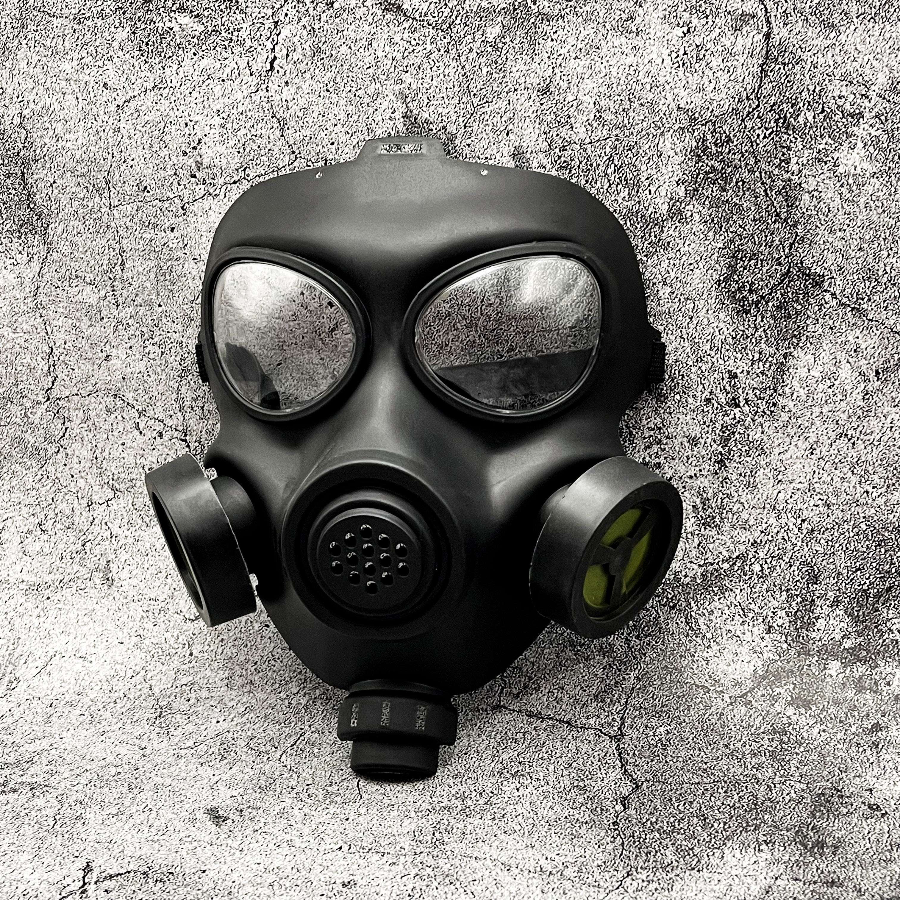 Military-Style Spooky Gas Mask Halloween Costume Mask PP Material No Batteries