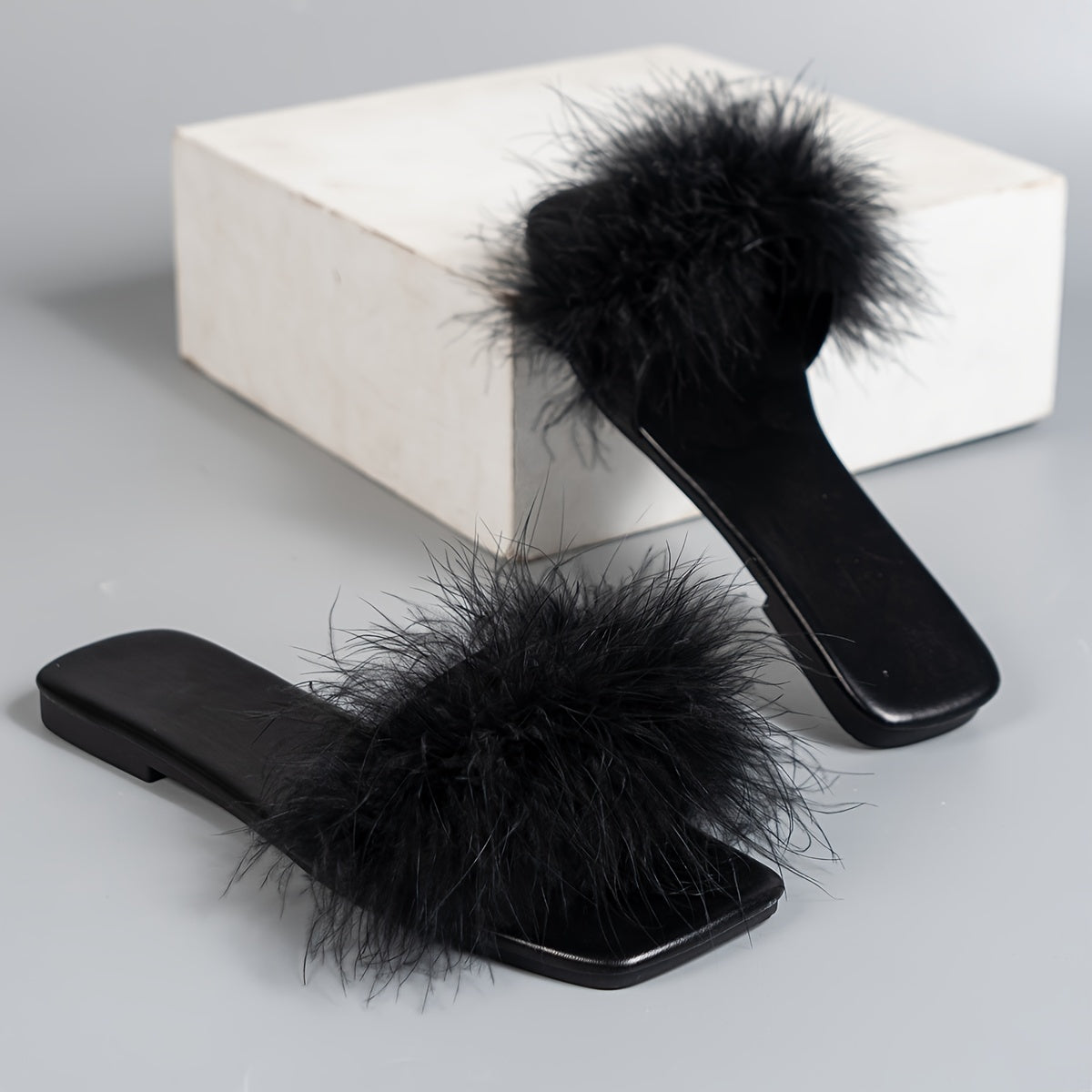 Women's Fluffy Feather Flat Slides Open Toe Summer Slip-On Rubber Sole