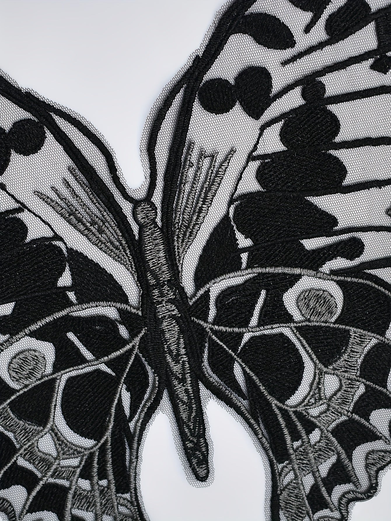 Топ-карамель с вышитыми бабочками для полных женщин, без рукавов, легкий летний топ с тонкими бретелями, повседневная майка