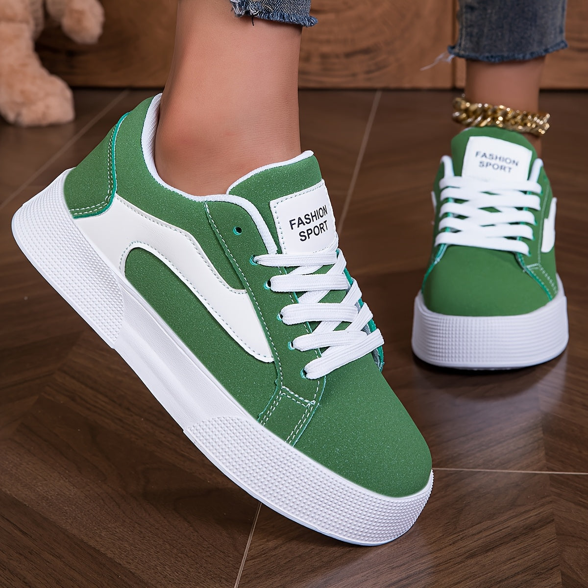 Women's Low-Top Colorblock Lace-Up Sneakers Lightweight EVA Sole