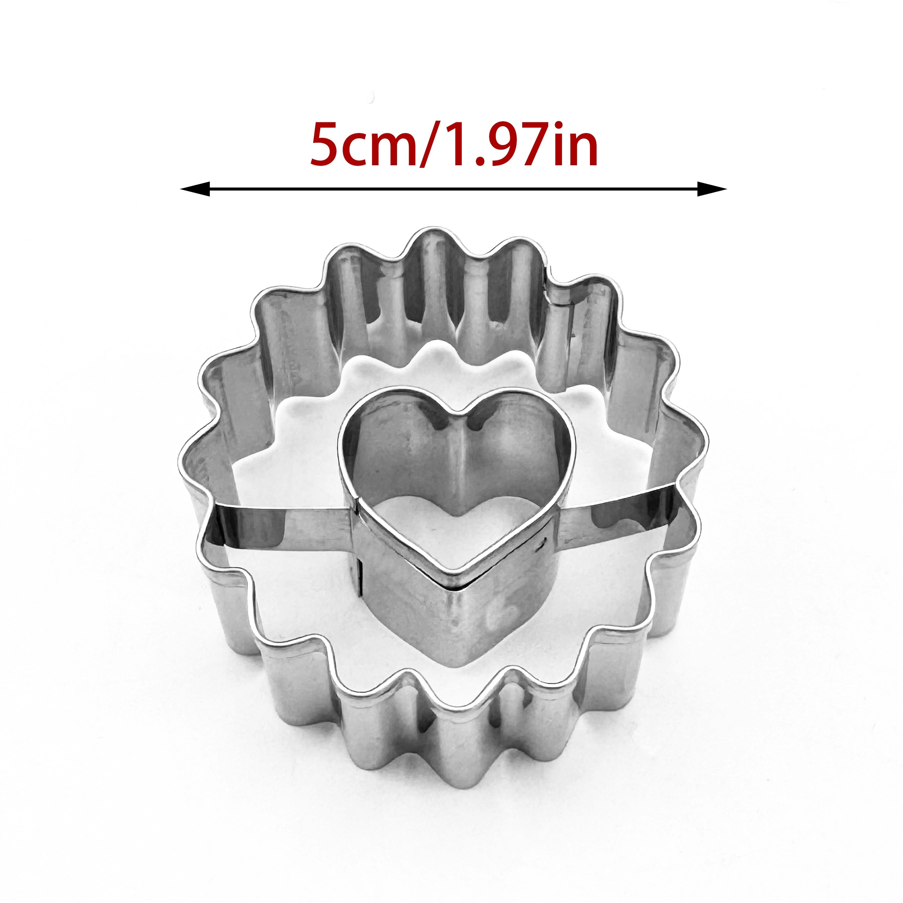 Stainless Steel Cookie Cutter Set Heart and Scalloped Edge Sandwich Molds for Baking 5cm
