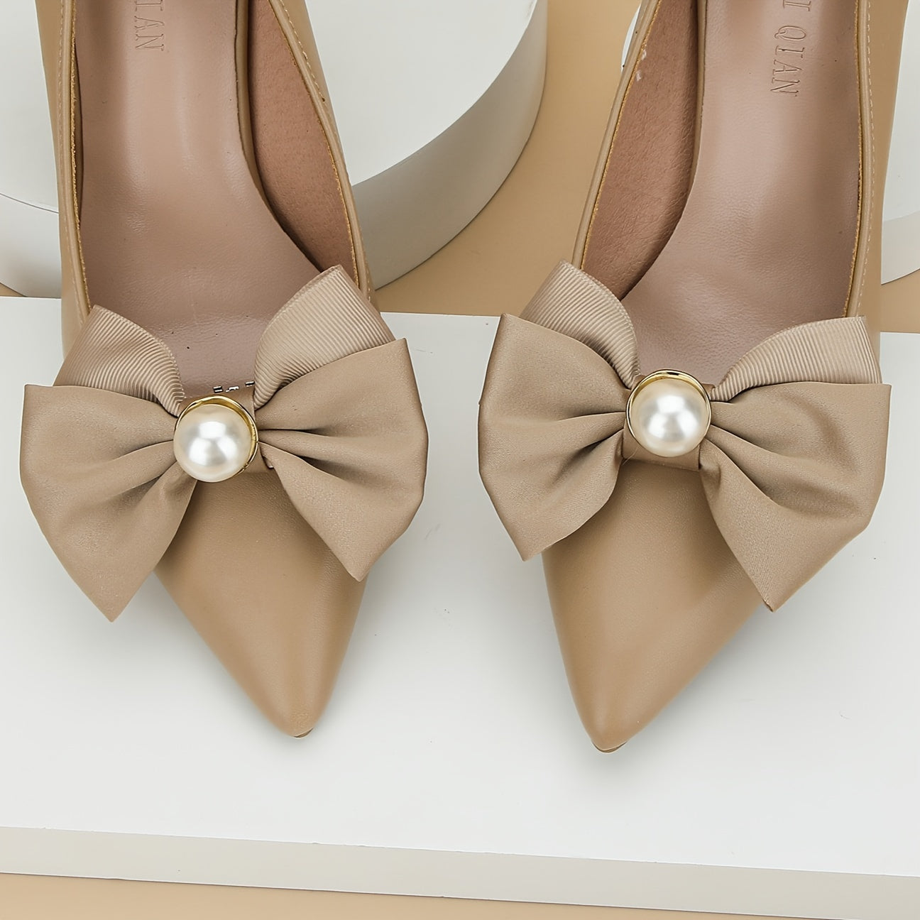 Women Faux Pearl Bowknot Shoe Clips Detachable Buckles for Wedding High Heels