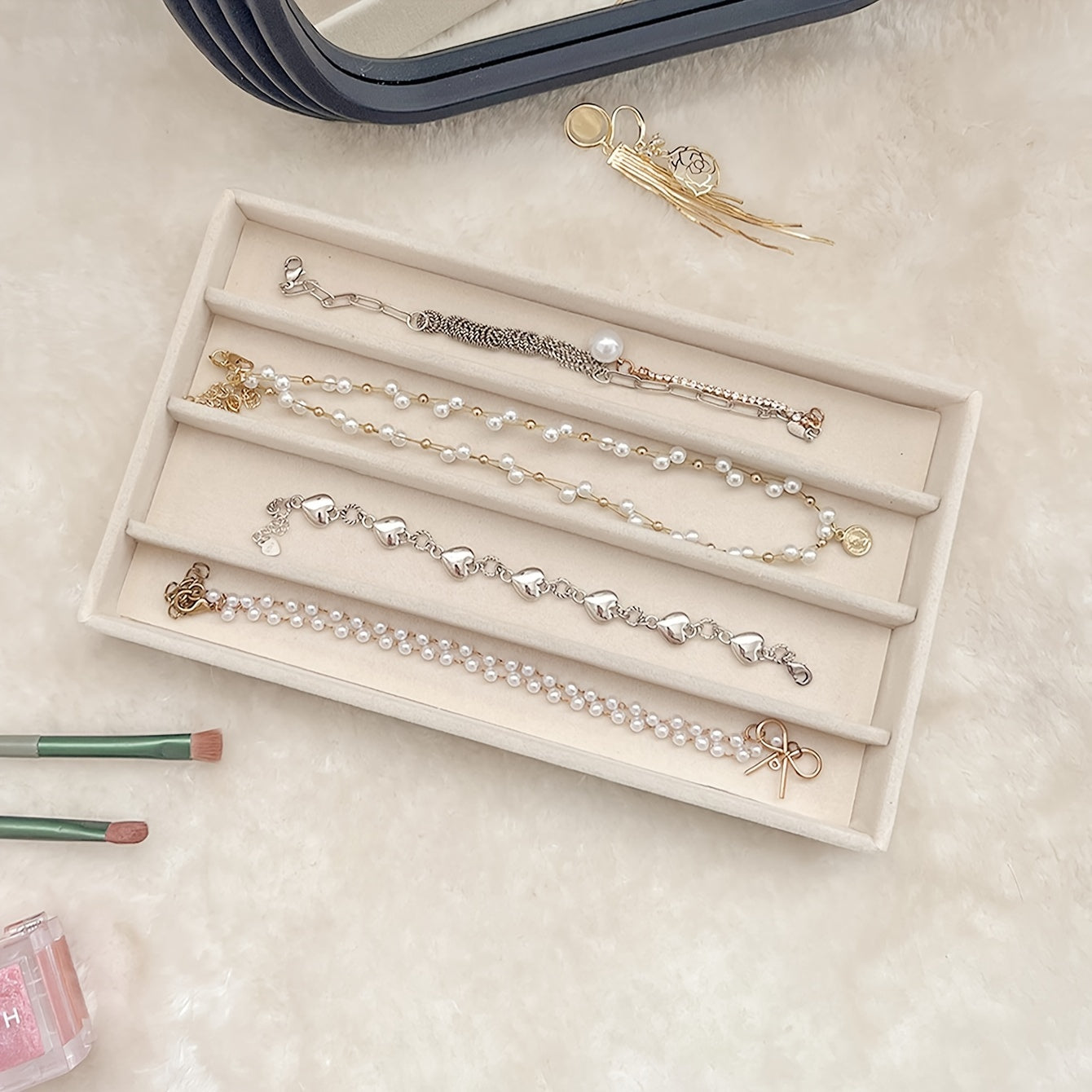 Bandeja organizadora de joyas para cajón, beige y gris, almacenamiento de pendientes y anillos con ganchos