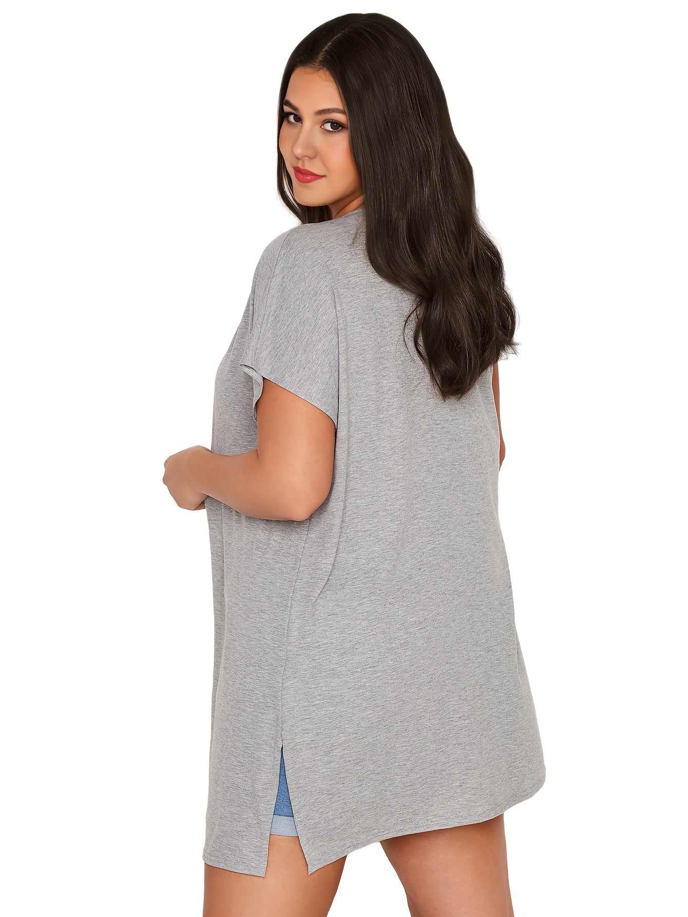 Plus o'lchamdagi ayollar uchun kundalik kardigan qisqa qo'lli va yon bo'laklar bilan