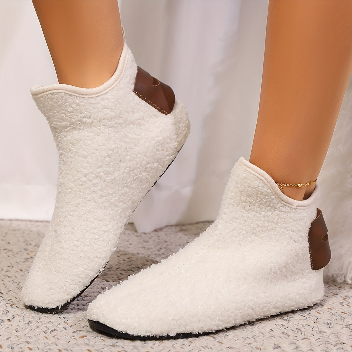 Women’s Winter Slippers Thick Indoor House Shoes Non-Slip Cozy Warm Black Brown White Maroon