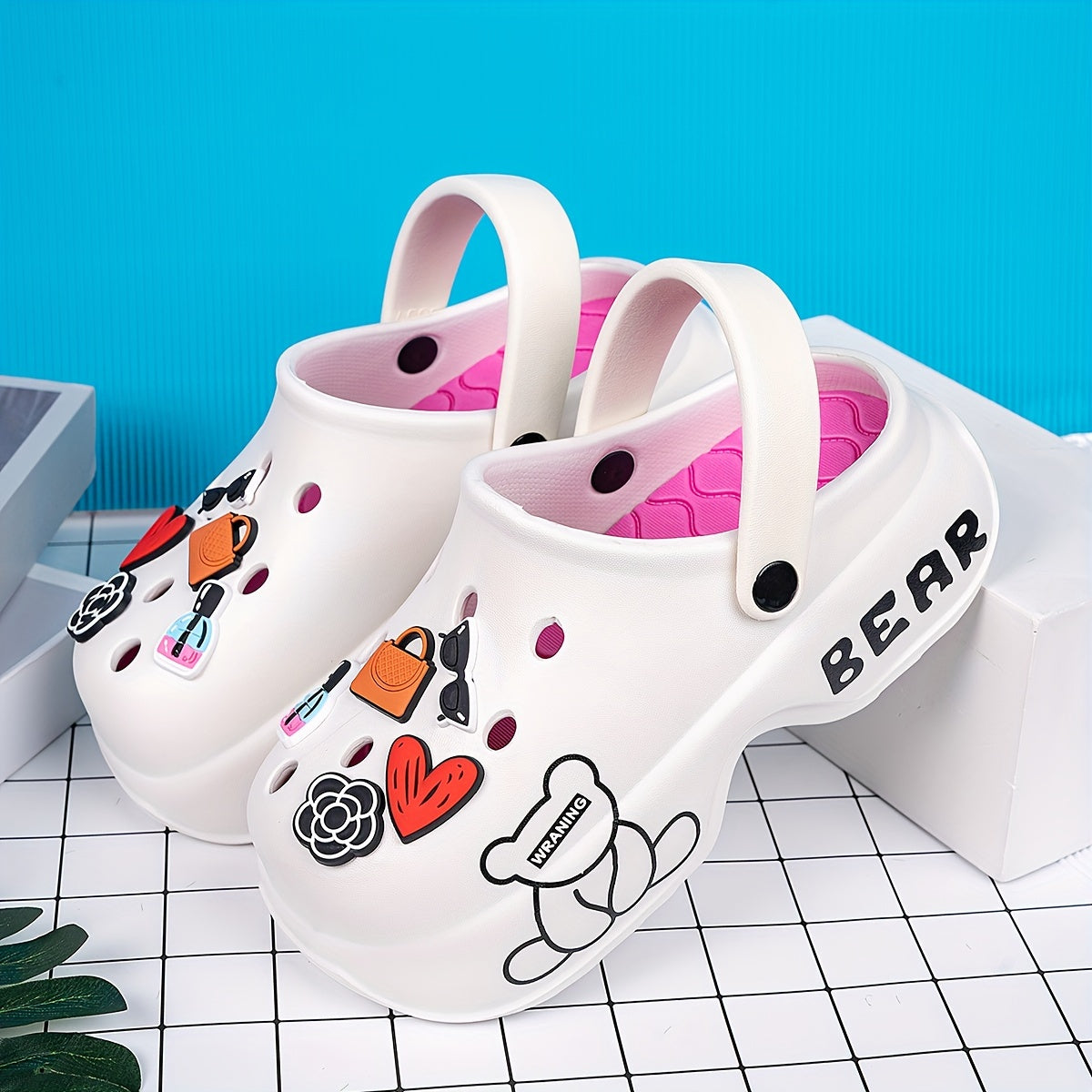 Women's Bear Print Slip-On Clogs Breathable EVA Indoor Outdoor Shoes