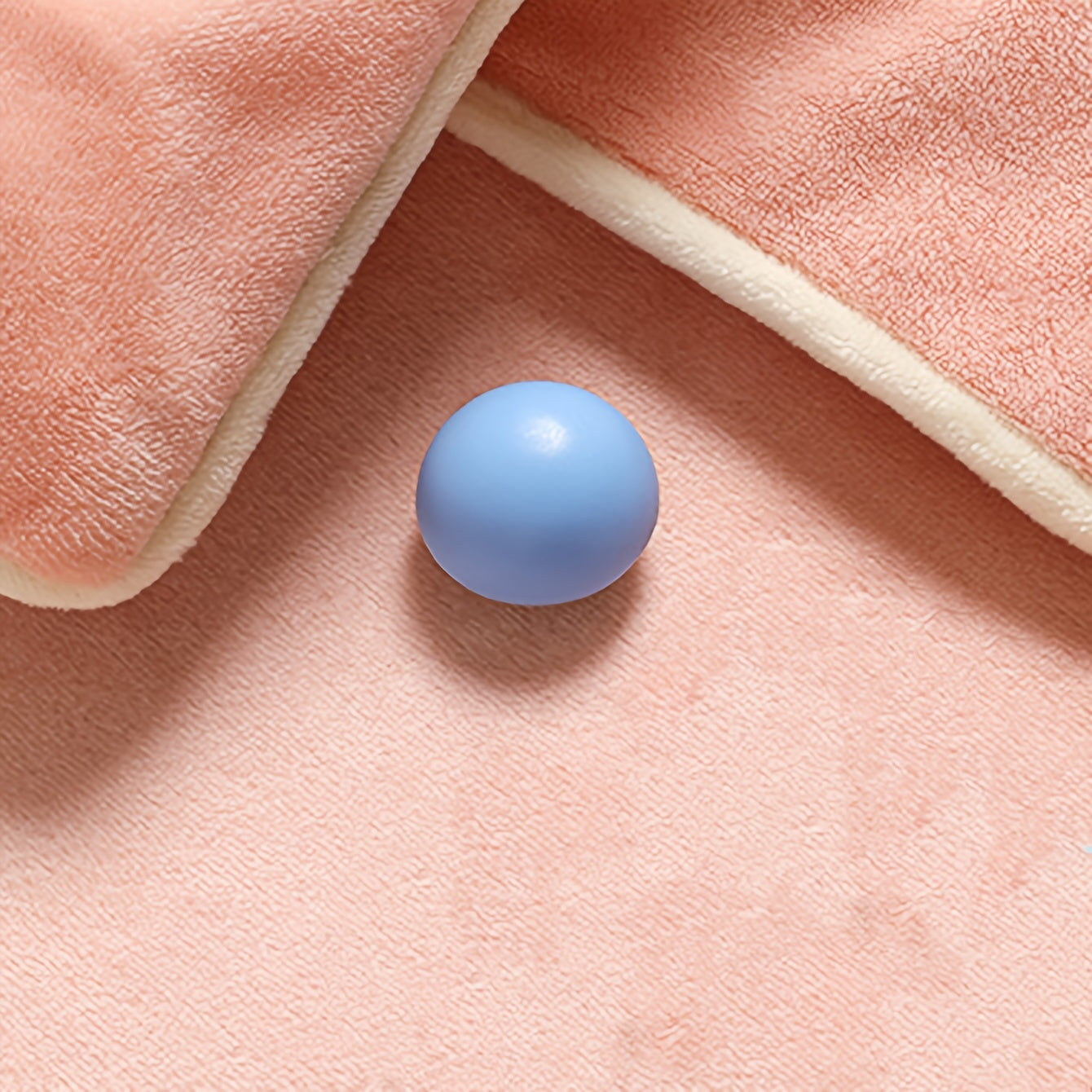 Set of 6 Non-Slip Quilt Clips for Comforters and Quilts in Assorted Colors