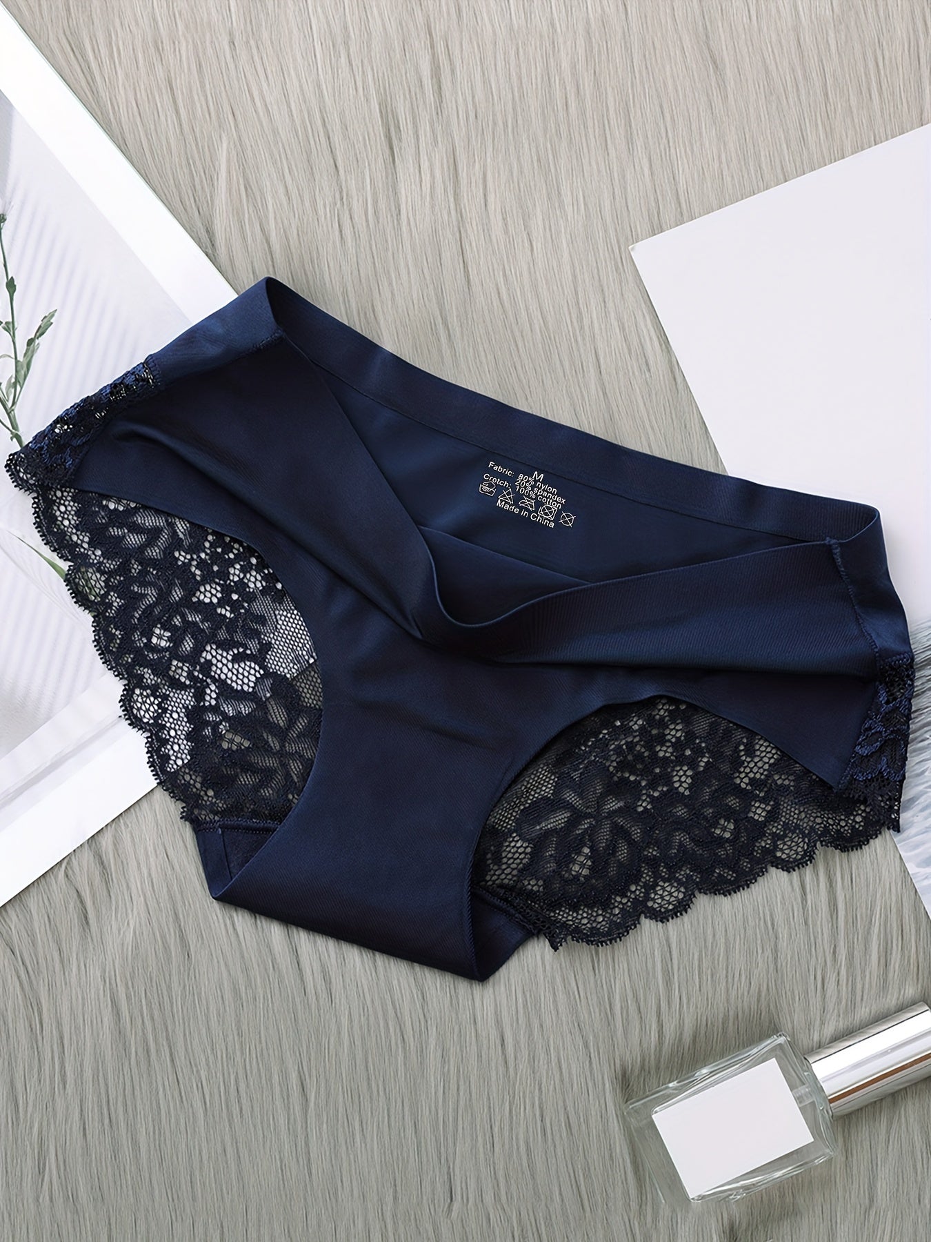 Women's Seamless Lace Panties 5-Pack Solid Colors Triangle Short Style