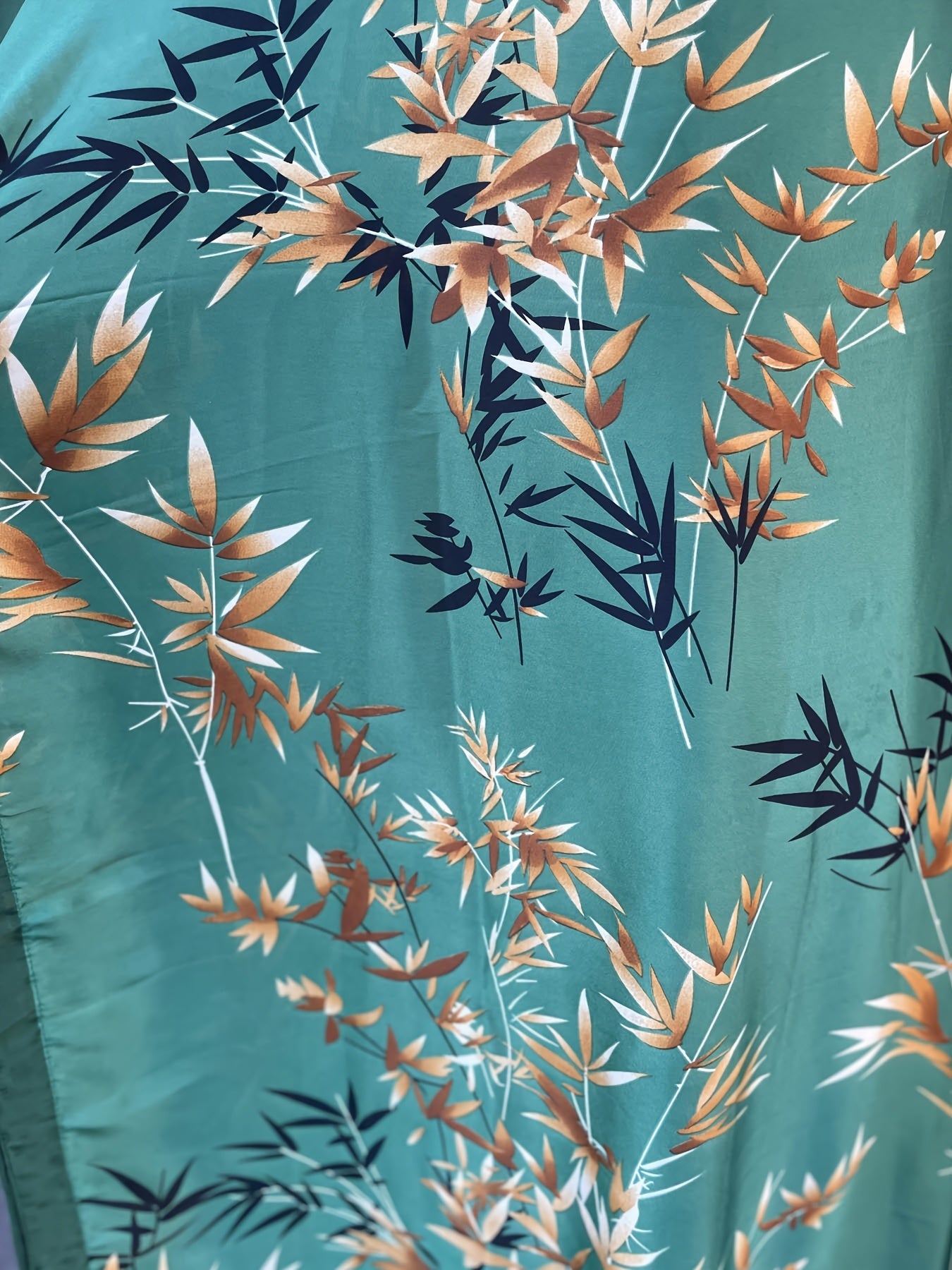 Vestido túnica de talla grande para mujer con estampado floral verde y bufanda