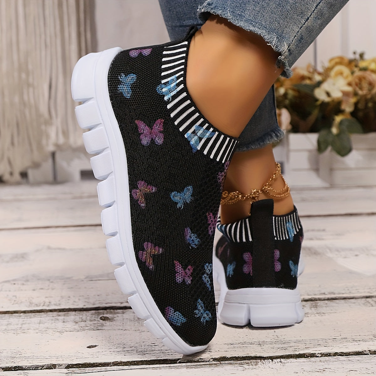 Women's Knitted Slip-On Sneakers with Platform Soft Sole and Breathable Design