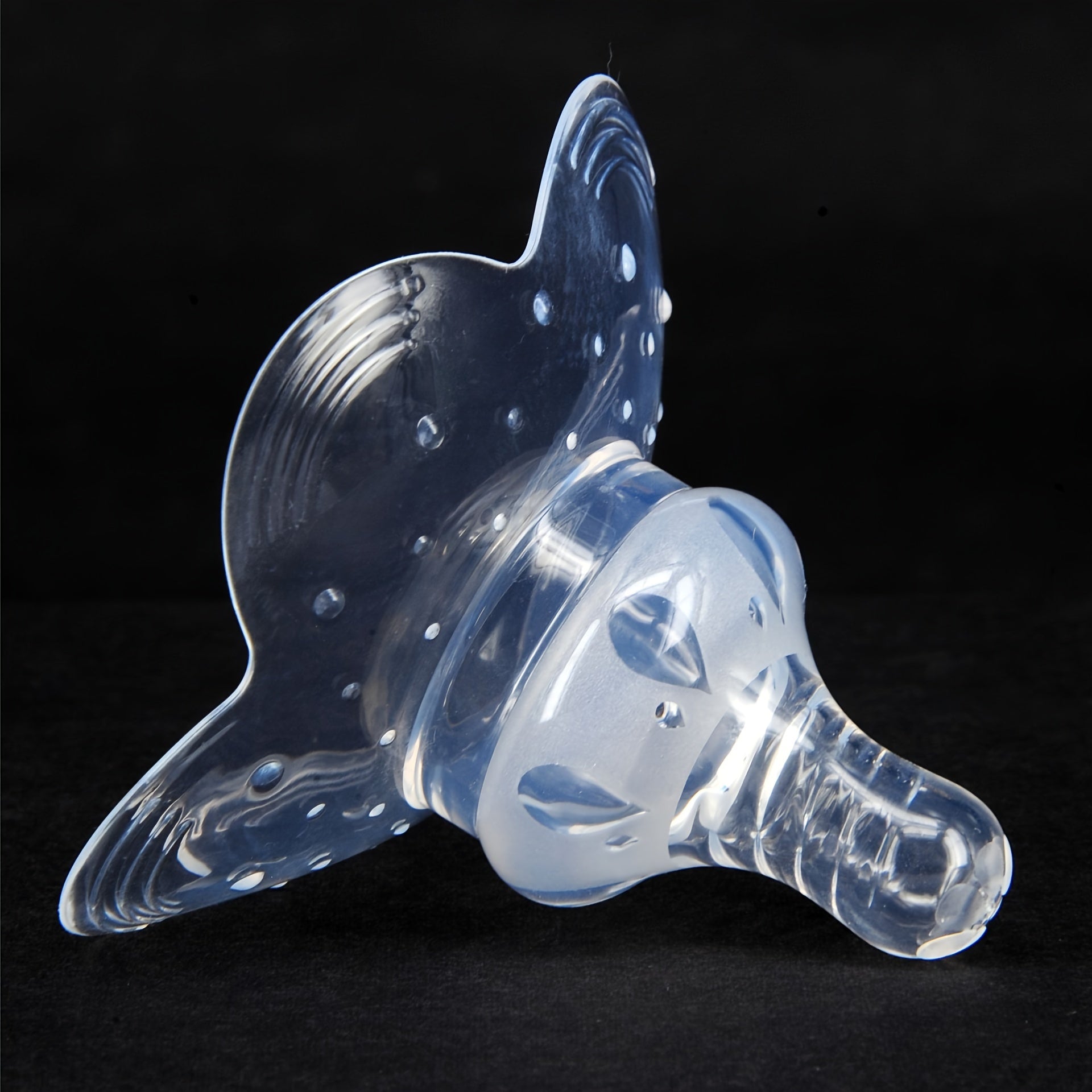 Petal-Shaped Silicone Breastfeeding Nipple Shield for Infants 0-36 Months