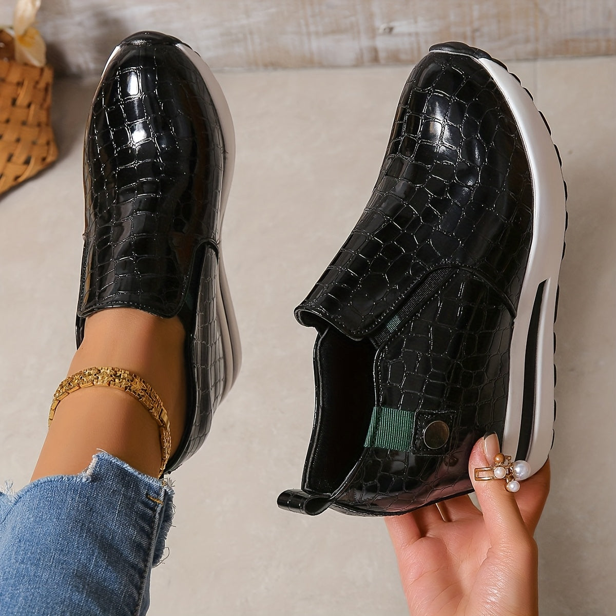 Women’s Casual Slip-On Sneakers Faux Low-Top Walking Shoes Rubber Sole
