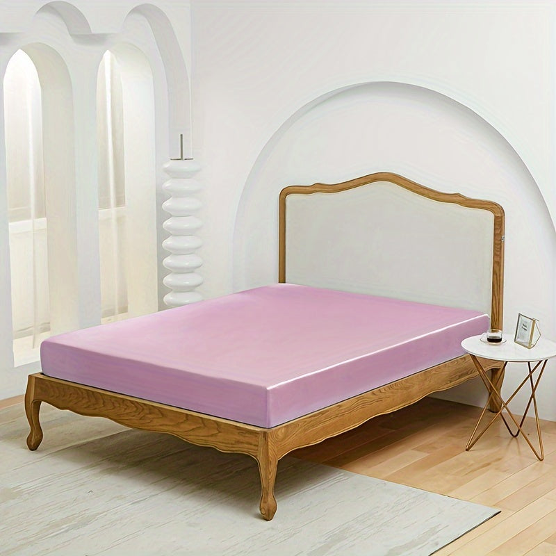 Silky Soft 100% Polyester Satin Bed Sheet for All Seasons Light Luxury Pilling-Resistant Queen Size