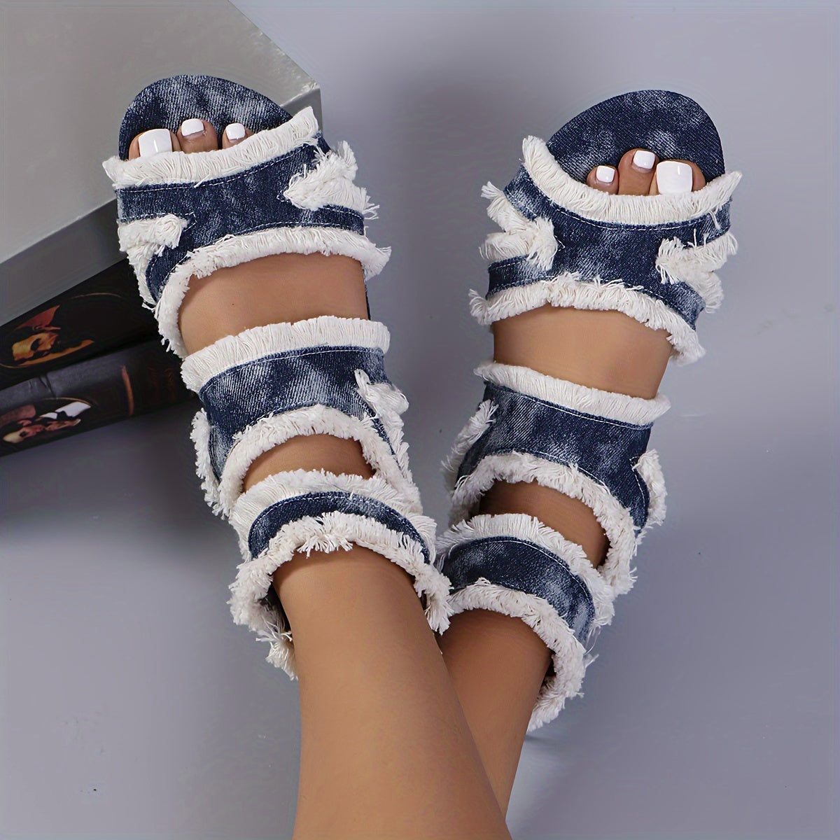 Women's White Frayed Edge Roman Flat Sandals Open-Toe Summer Footwear