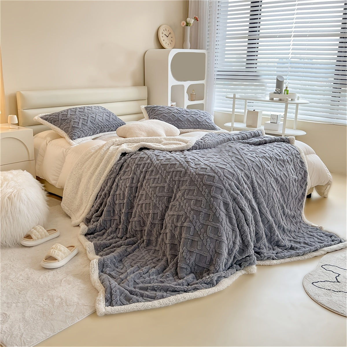 Двусторонний тафтовый шерповый флисовый плед - роскошно мягкий и уютный для дивана, кровати, офиса и путешествий - идеально подходит для всех сезонов - отличный подарок