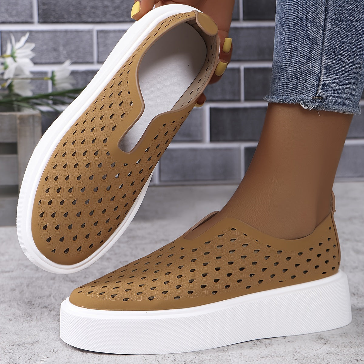 Women's Casual Slip-On Sneakers Thick Platform Faux Leather Shoes