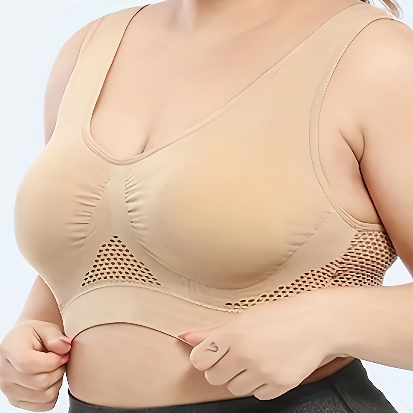 Plus Size Women's Breathable Mesh Wireless Padded Sports Bra Light Pink