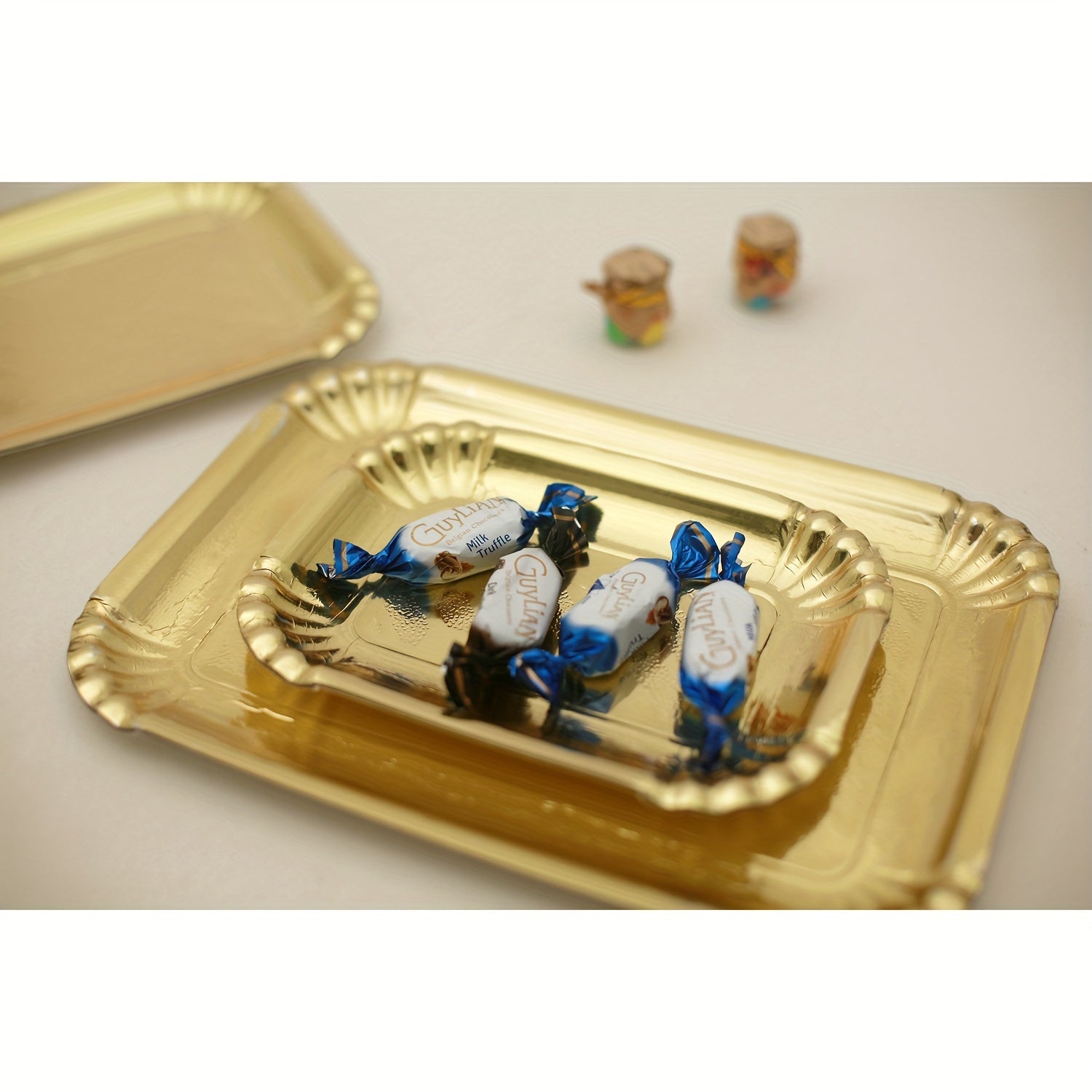 Golden Rectangle Cake Boards 10 Pack Heavy Duty Greaseproof Dessert Trays