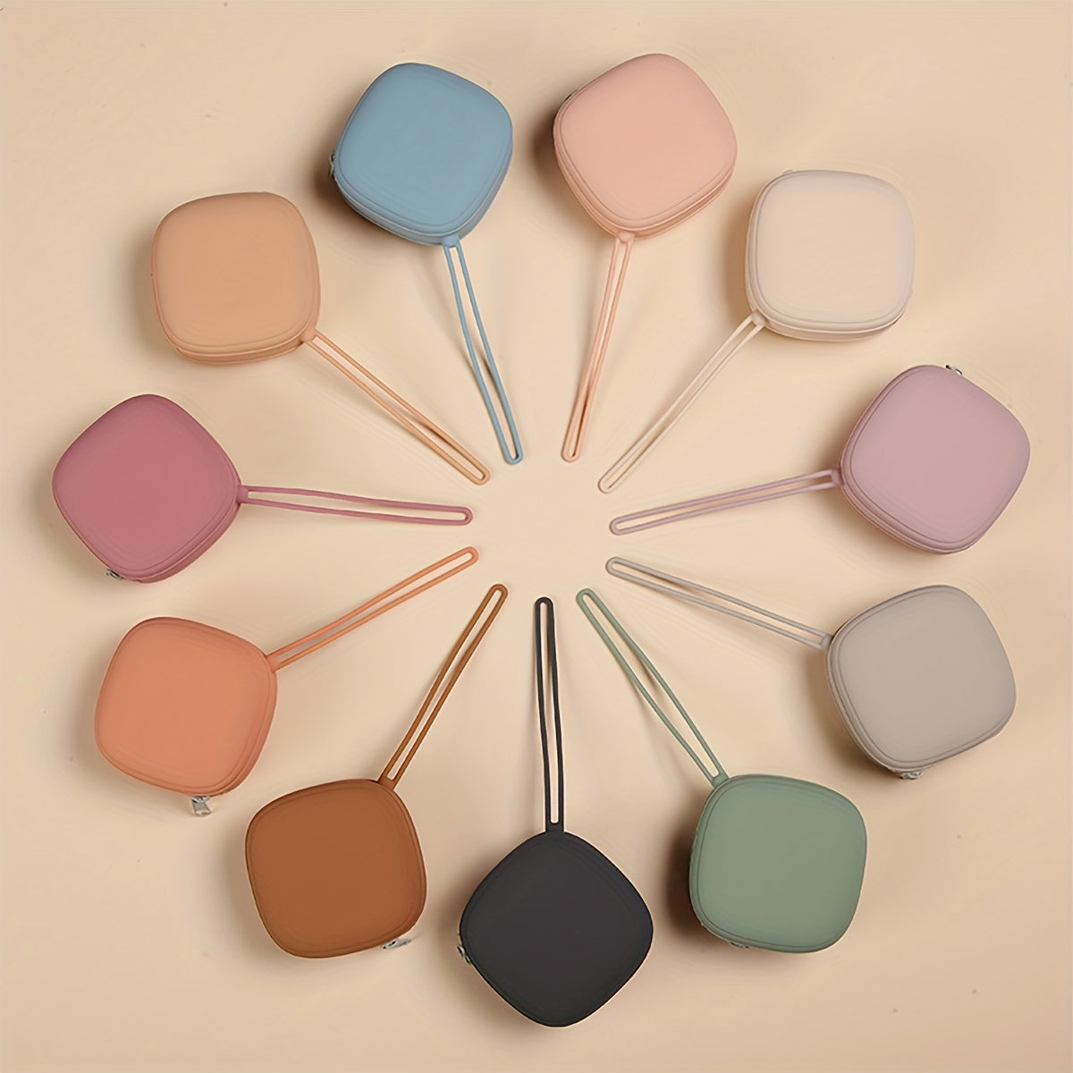 Силиконовый чехол для сосок для младенцев с молнией, ремешком и карманом для соски без BPA. Портативный контейнер для сосок, изготовленный из силикона.