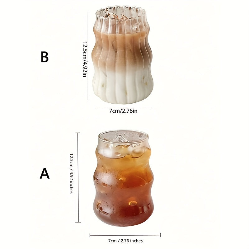 Vintage dizayndagi ribbed shisha piyola, oshxonada va restoranlarda ko'p maqsadlar uchun ideal.