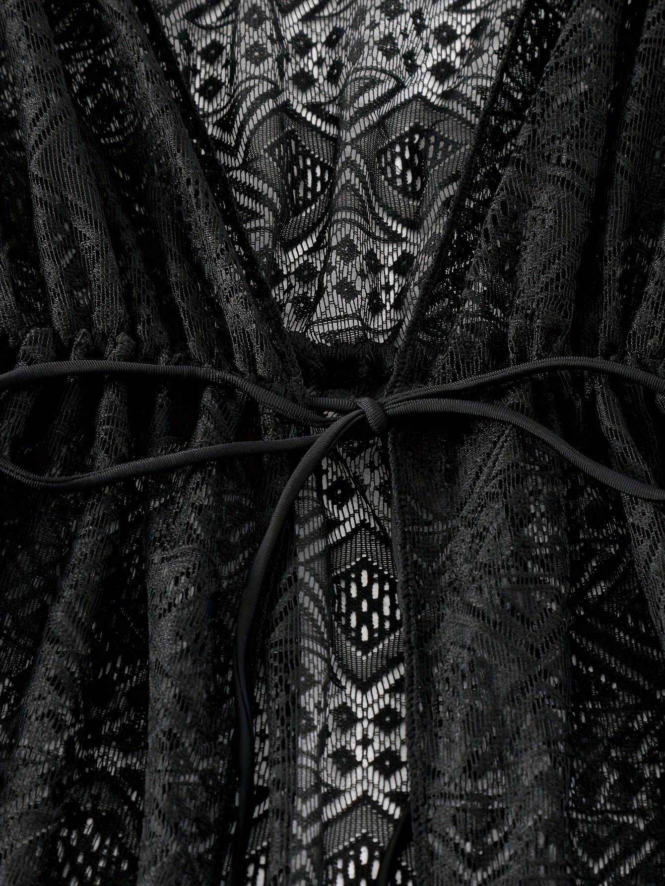 Ayollar uchun plussiz sexy geo naqshli qoplama, cho'milishga mo'ljallangan, tortishqichli bel va yarmi qo'lqoplar bilan.