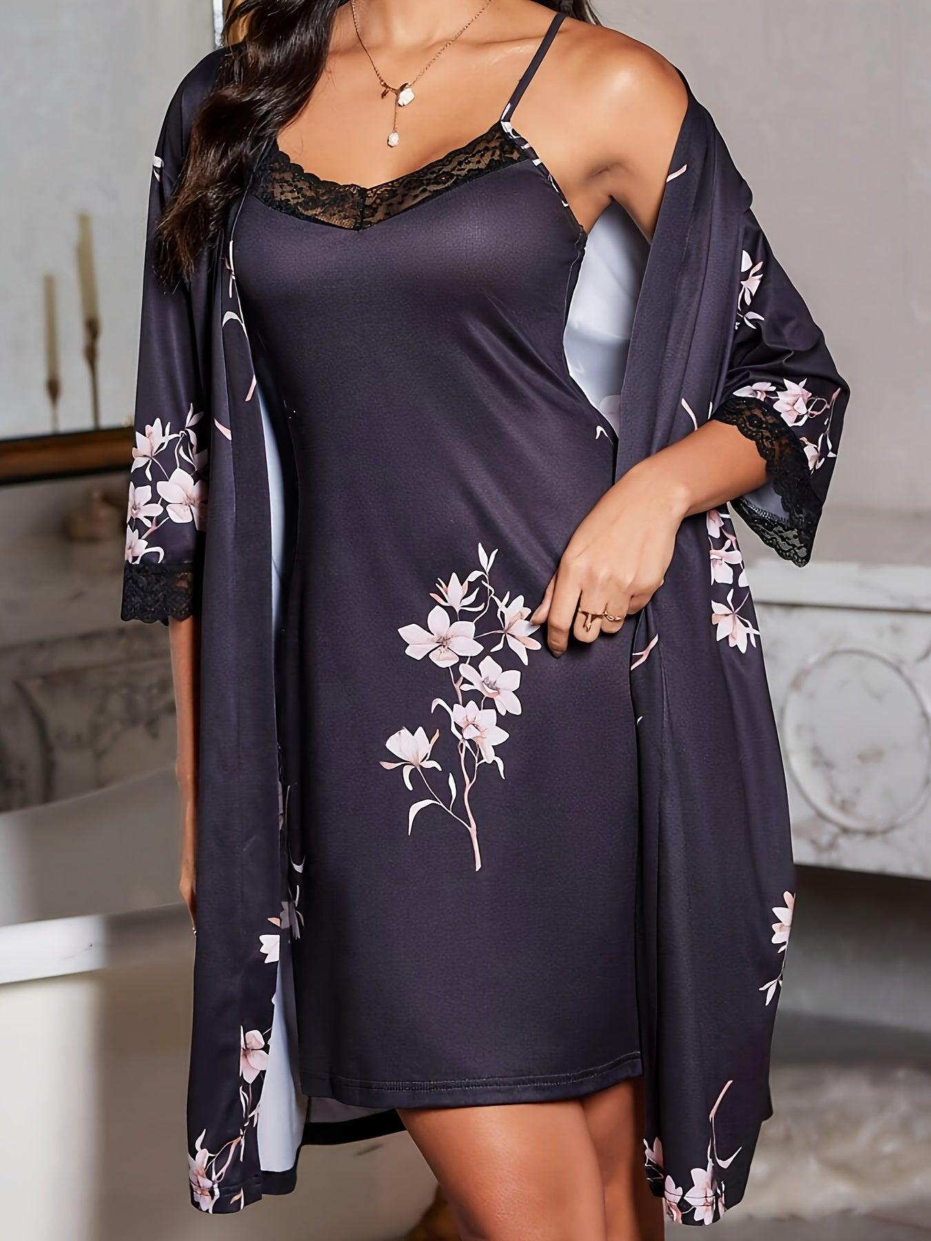 Plus Size Floral Print Lace Nightgown and Robe Set Sleepwear