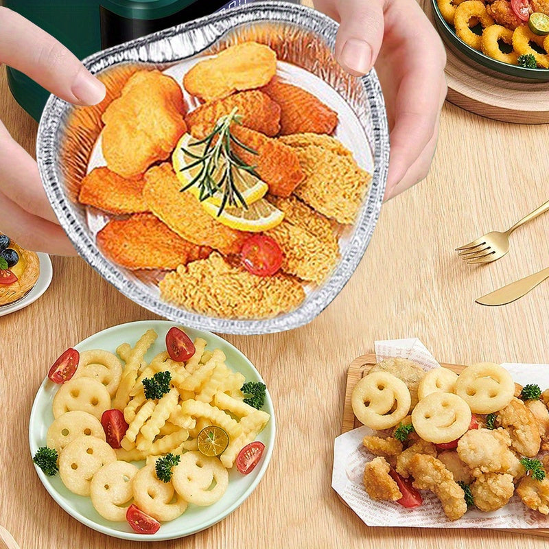 Сердцевидные большие листовые подносы в рождественской тематике, изготовленные из алюминиевой фольги, безопасные для микроволновой печи, без свинца, идеально подходят для разогрева и праздничного декора.