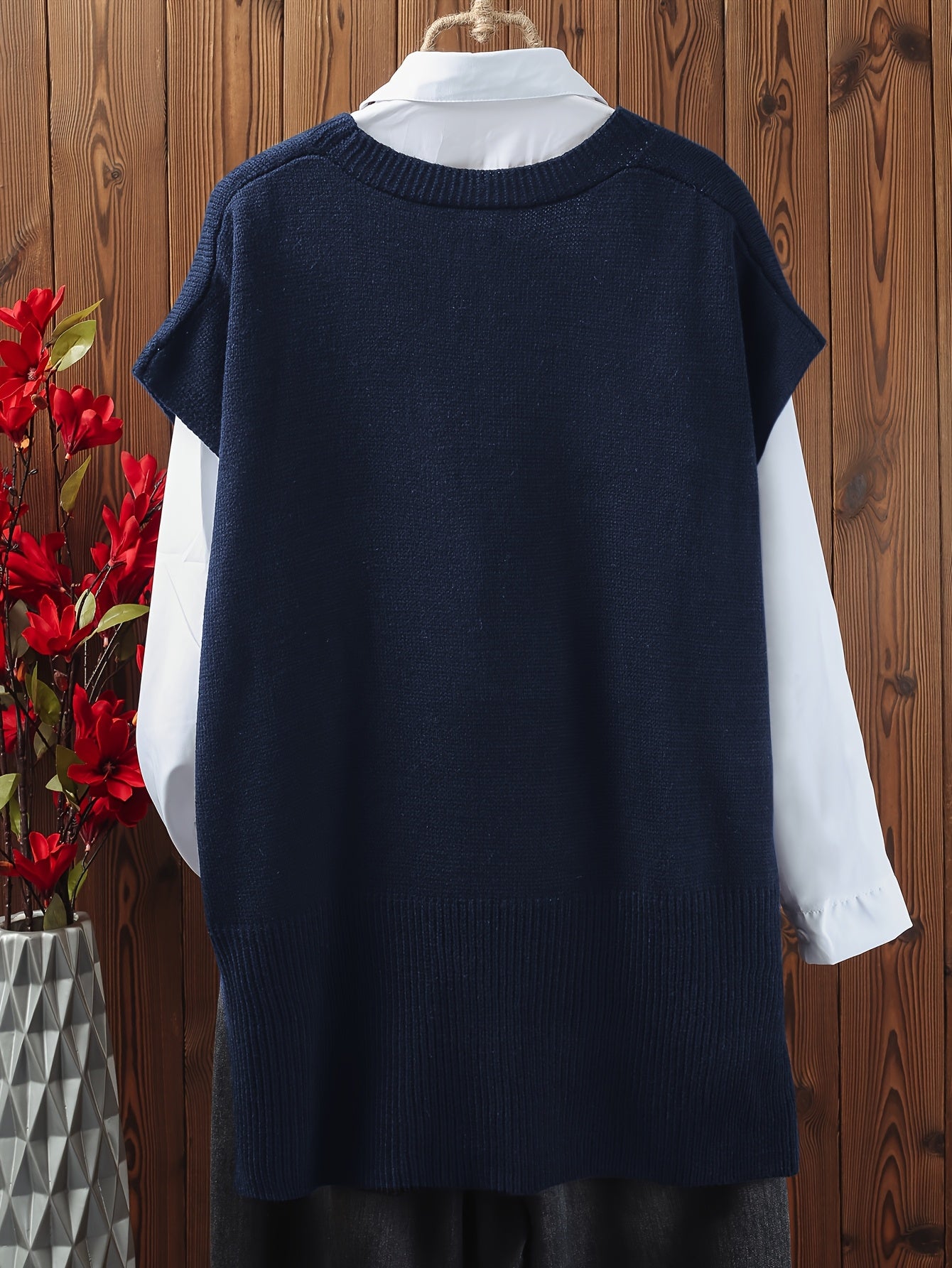 Women's Plus Size V-Neck Slit Top Stretchy Semi-Sheer Blouse