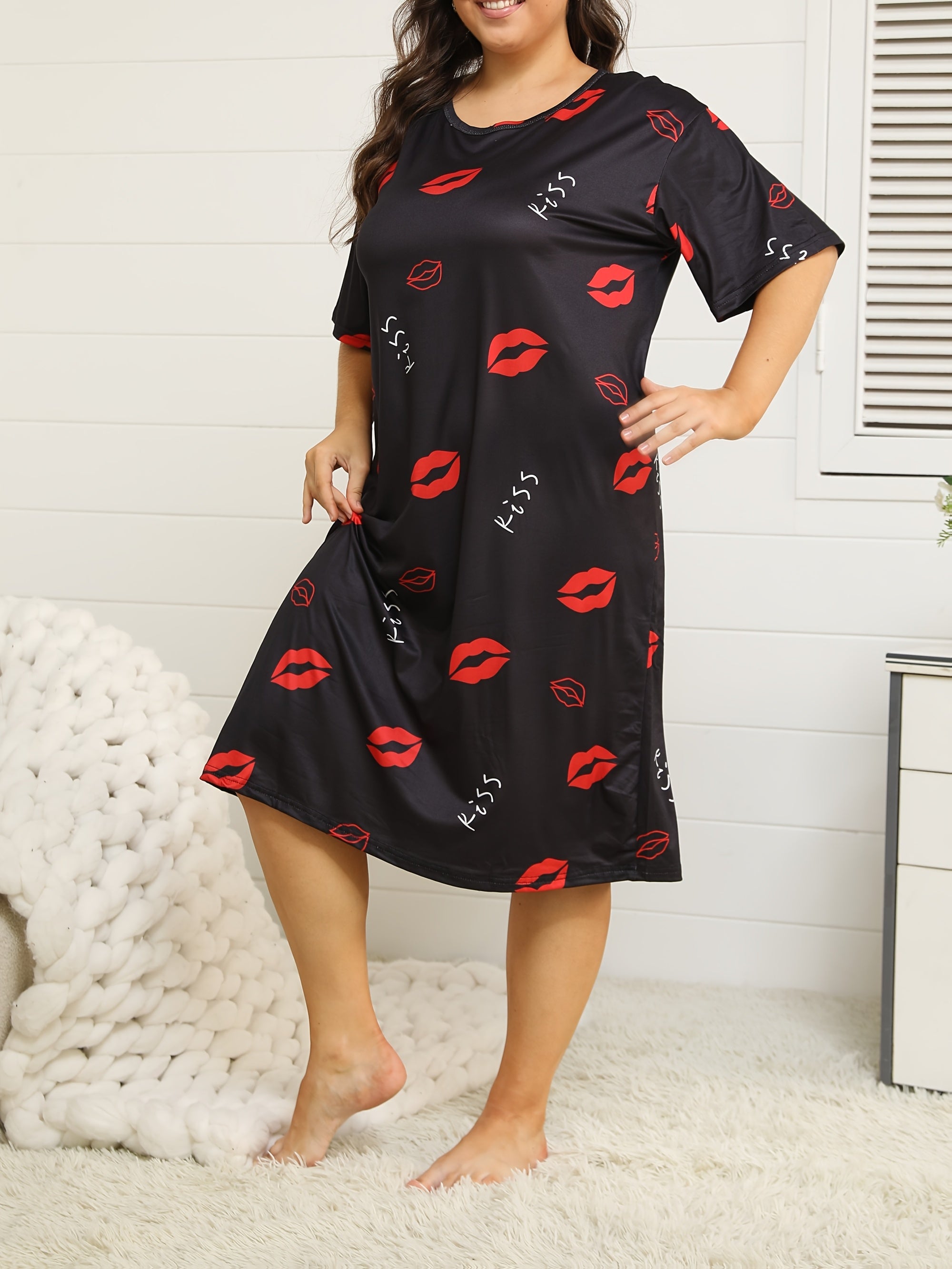 Plus Size Knit Night Dress with Lip Print Casual Lounge Sleepwear