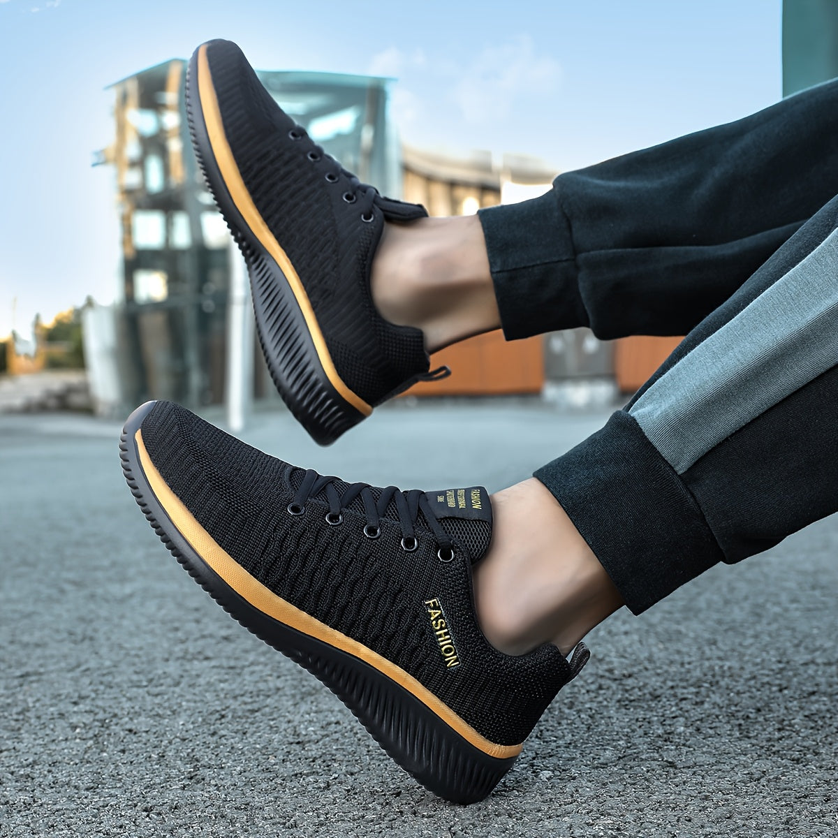 Unisex Mesh Sneakers Lightweight Breathable Lace-Up Athletic Shoes