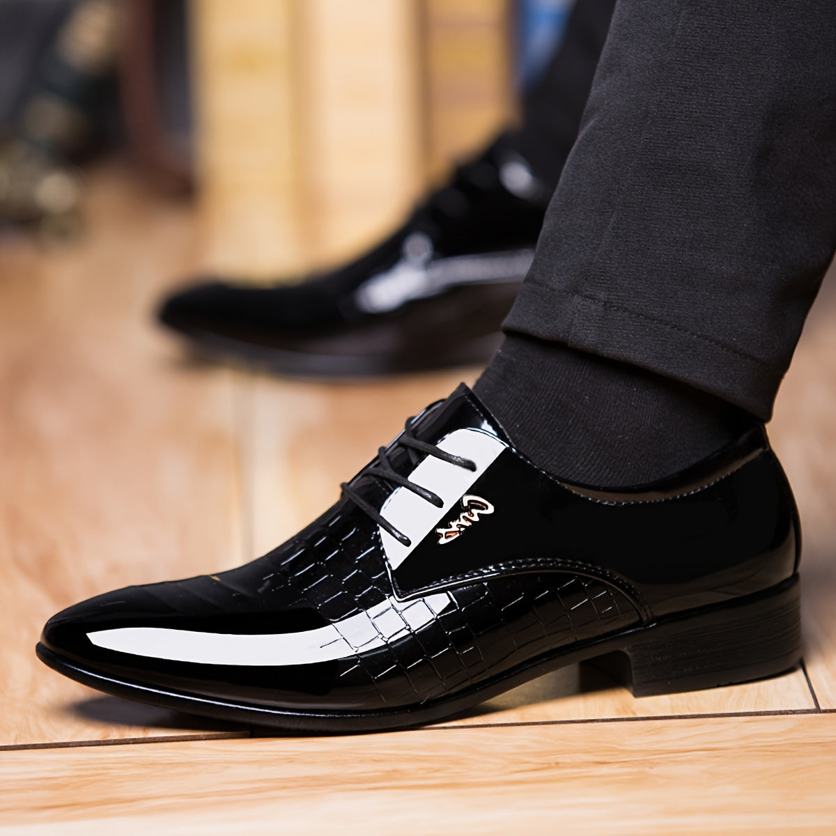 Men's Black Leather Pointed Toe Dress Shoes for Formal and Casual Wear