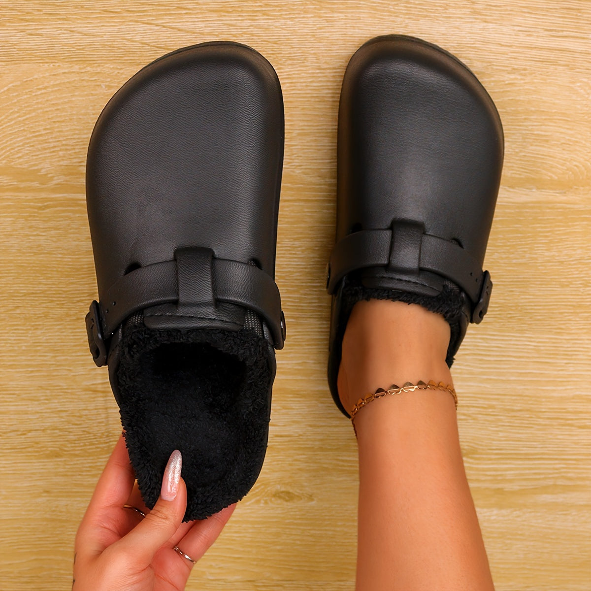 Women's Fluffy Solid Color Clogs with Thick Sole and Plush Lining