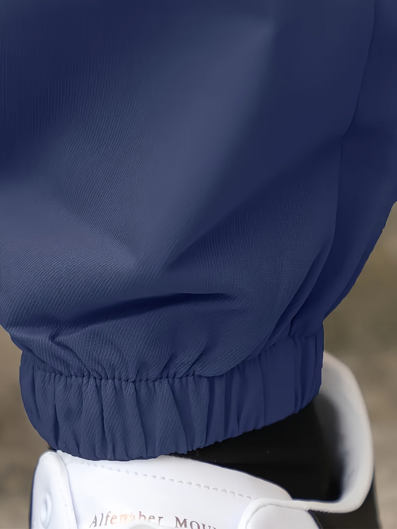 Men's Casual Cargo Pants Non-Stretch Polyester Drawstring Waist Regular Fit Solid Color