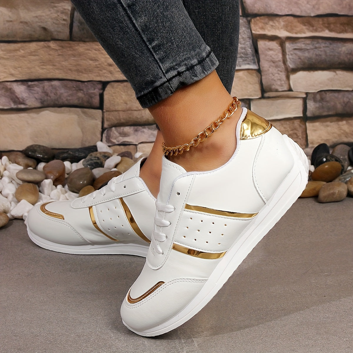 Women's Casual Sneakers Solid Color Lightweight Athletic Shoes