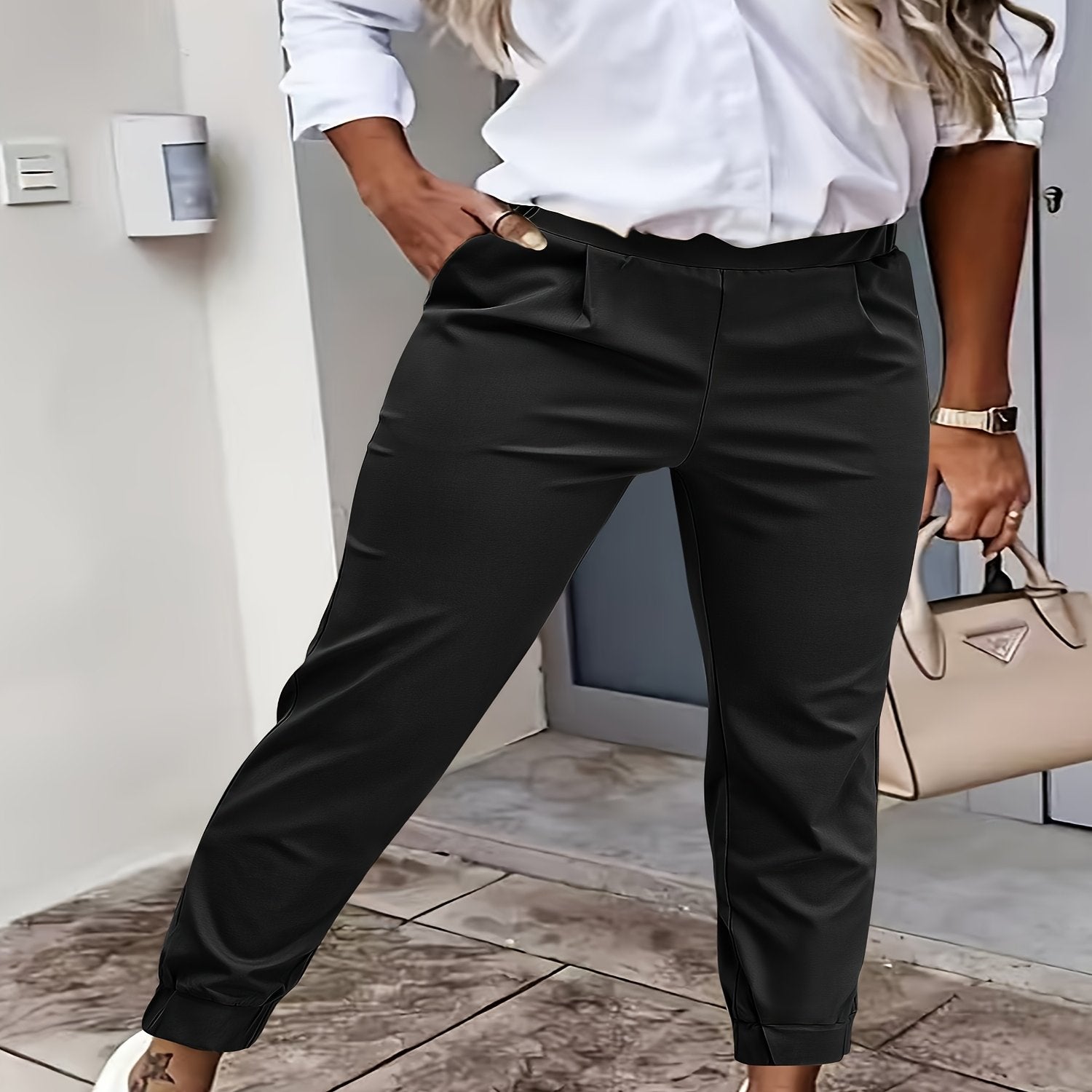 Women's Plus Size Cargo Pants Solid Color Stretch Fabric All-Season Pockets