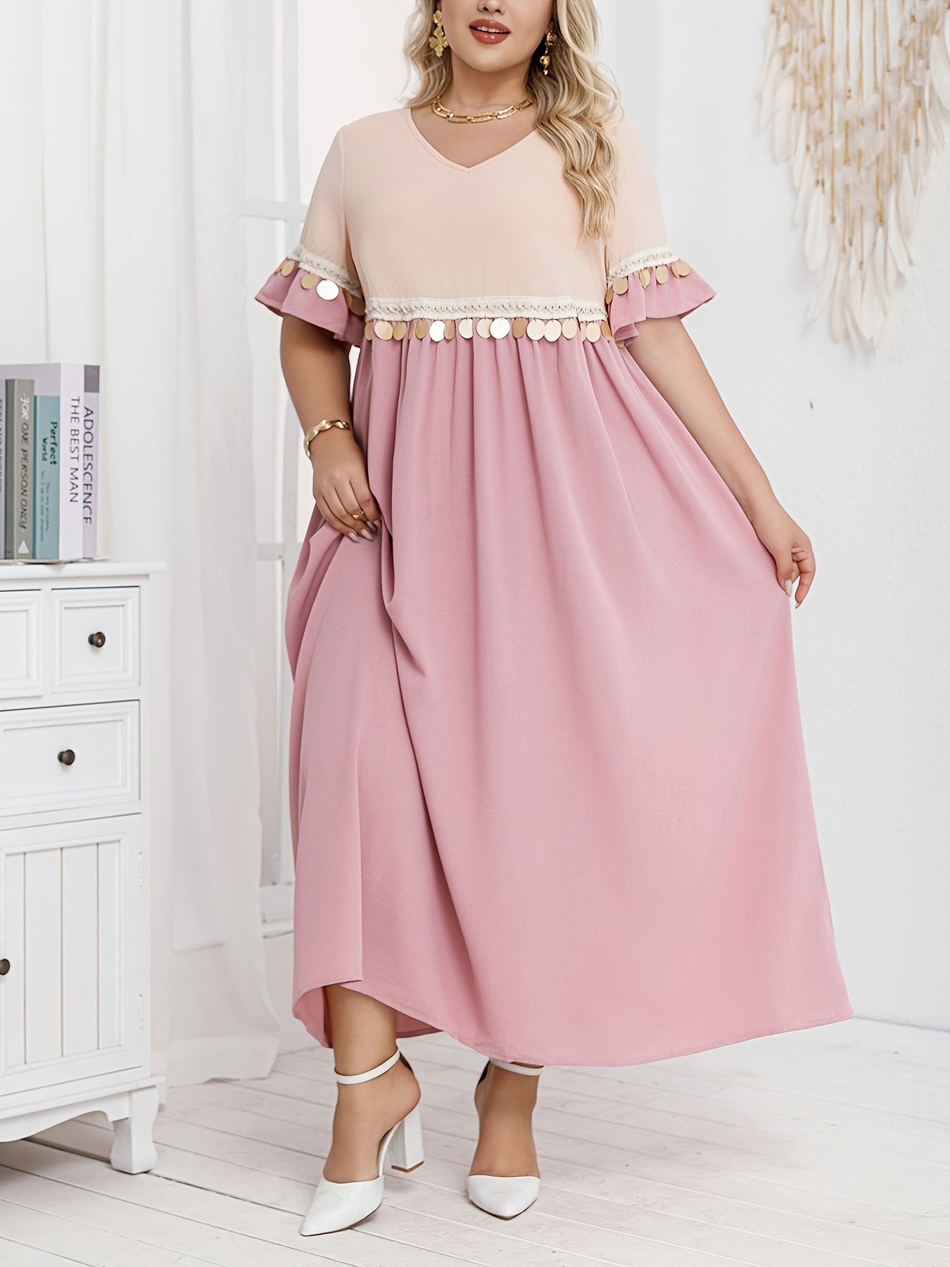 Plus Size Women’s Yellow Maxi Dress with V-Neck and Tassel Details