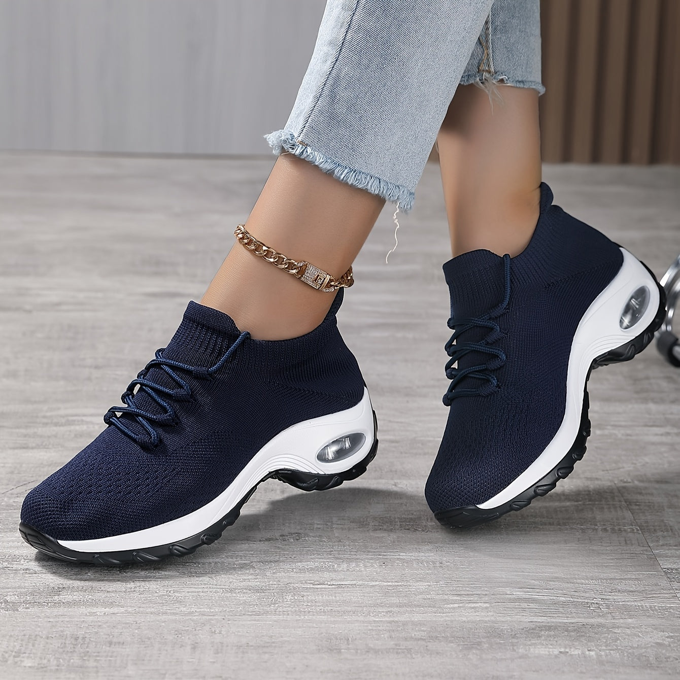 Ayollar uchun kundalik sport poyabzali nafas oladigan yurish sneakerslari