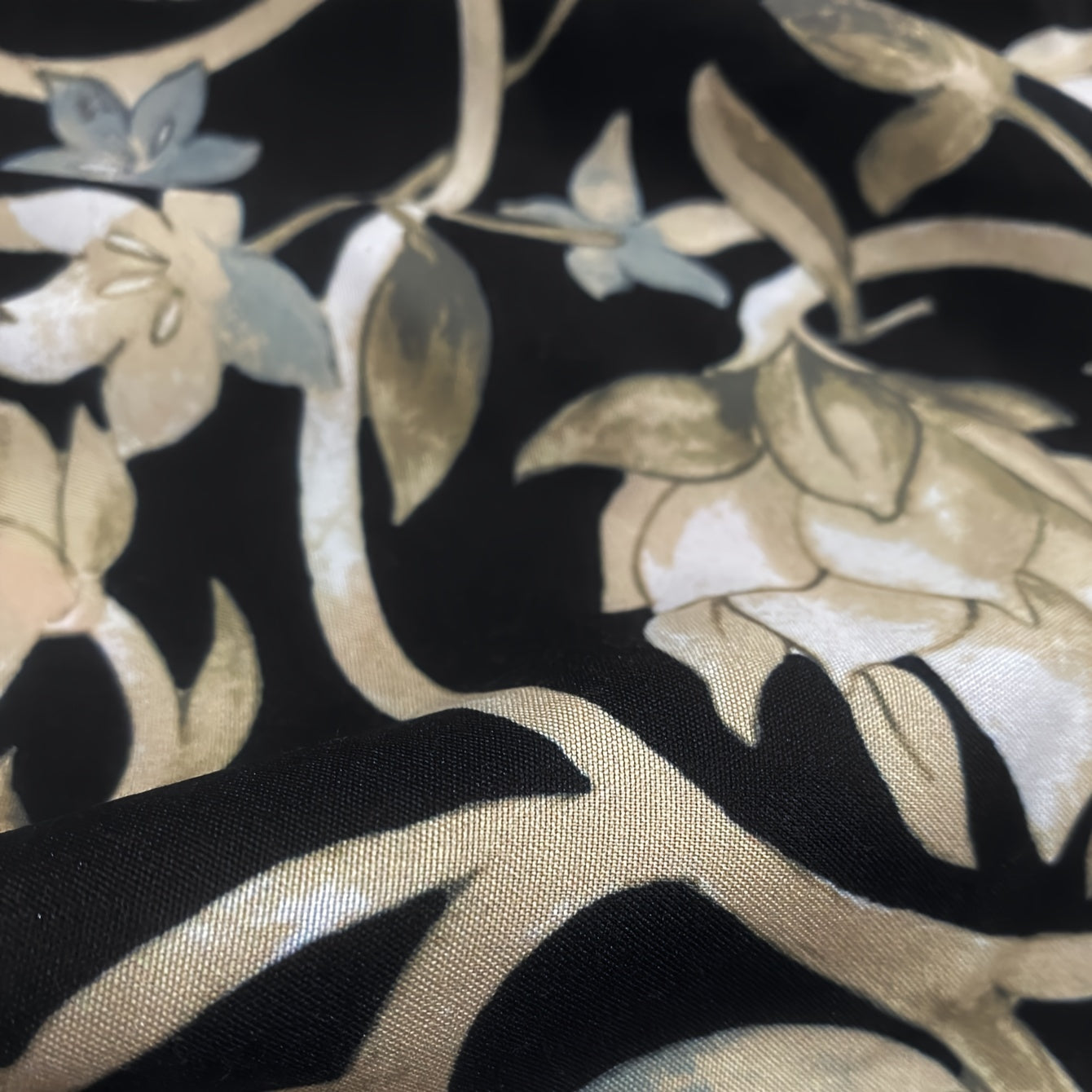 Set of 2 Flower Pattern Pillowcases Soft Breathable Fabric for Bedroom Sofa Decor