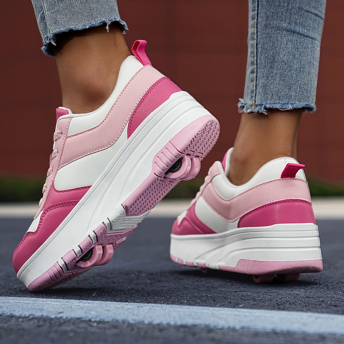 Bolalar uchun zamonaviy bog'ichli krossovkalar, tasodifiy kiyim, sport va mashg'ulotlar uchun ideal.