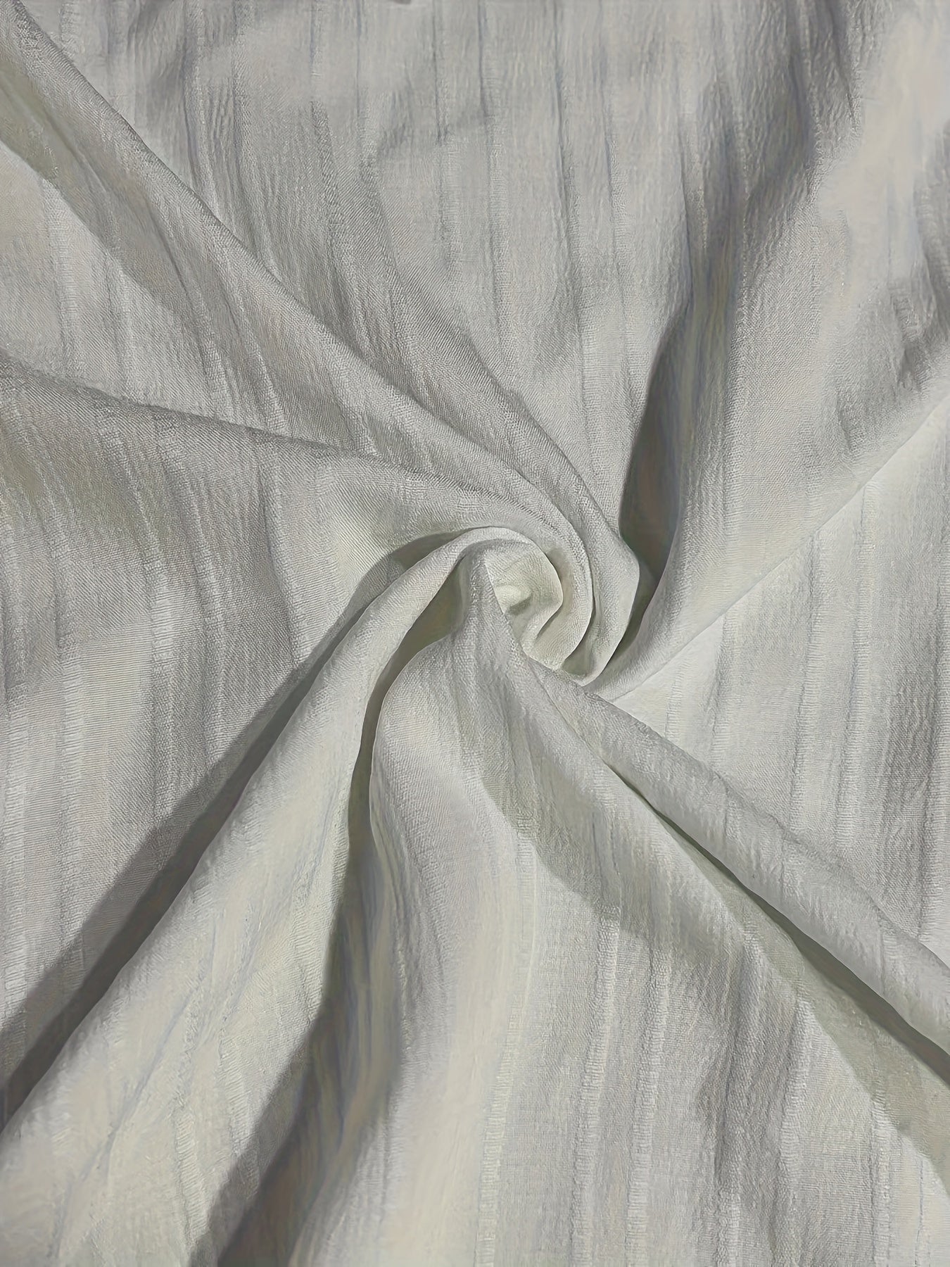 Katta o'lchamdagi ayollar uchun uzun qo'lqopli bir rangli bluzka