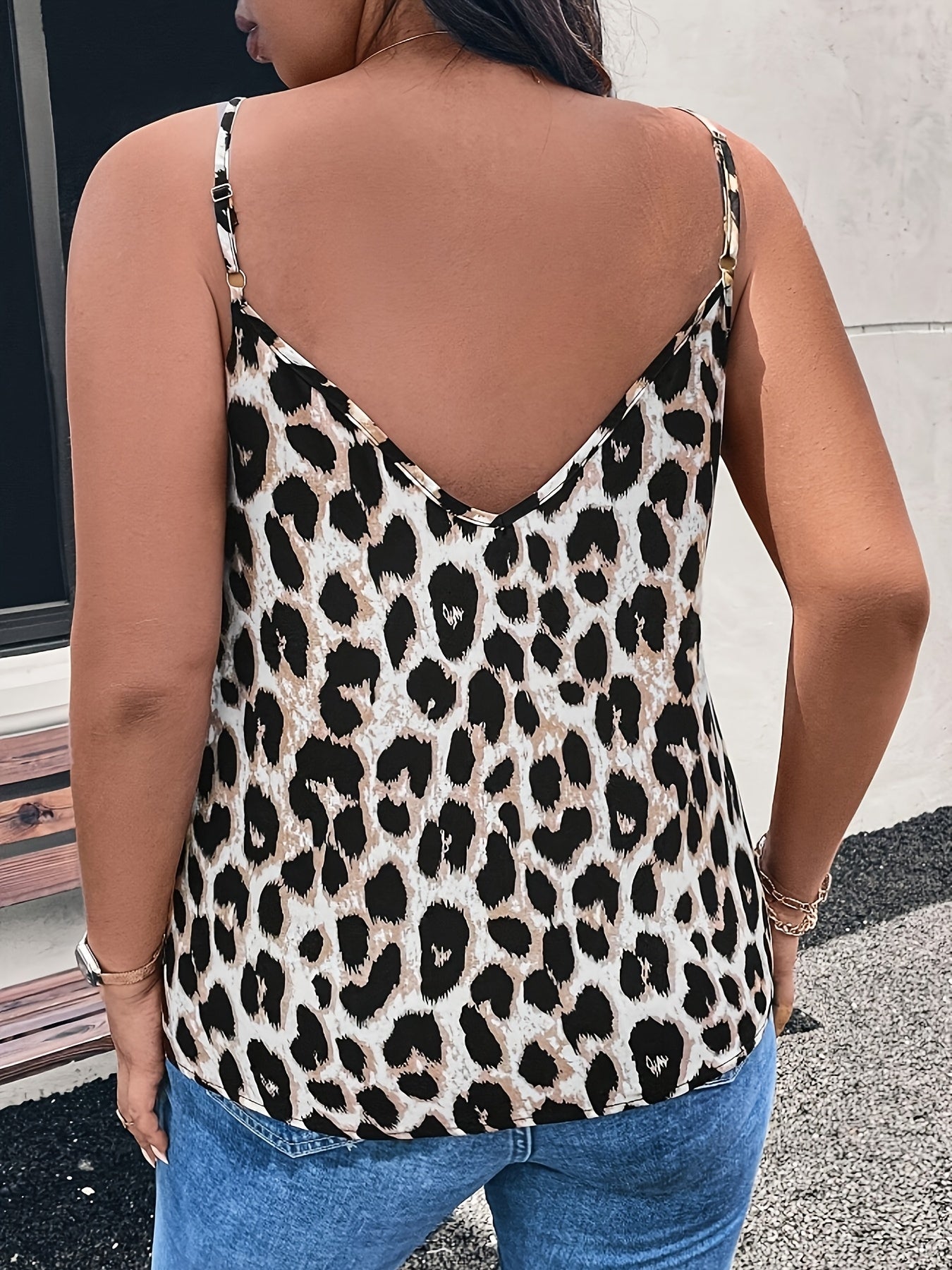 Топ-камуфляж с V-образным вырезом для женщин больших размеров, без рукавов, летняя блузка