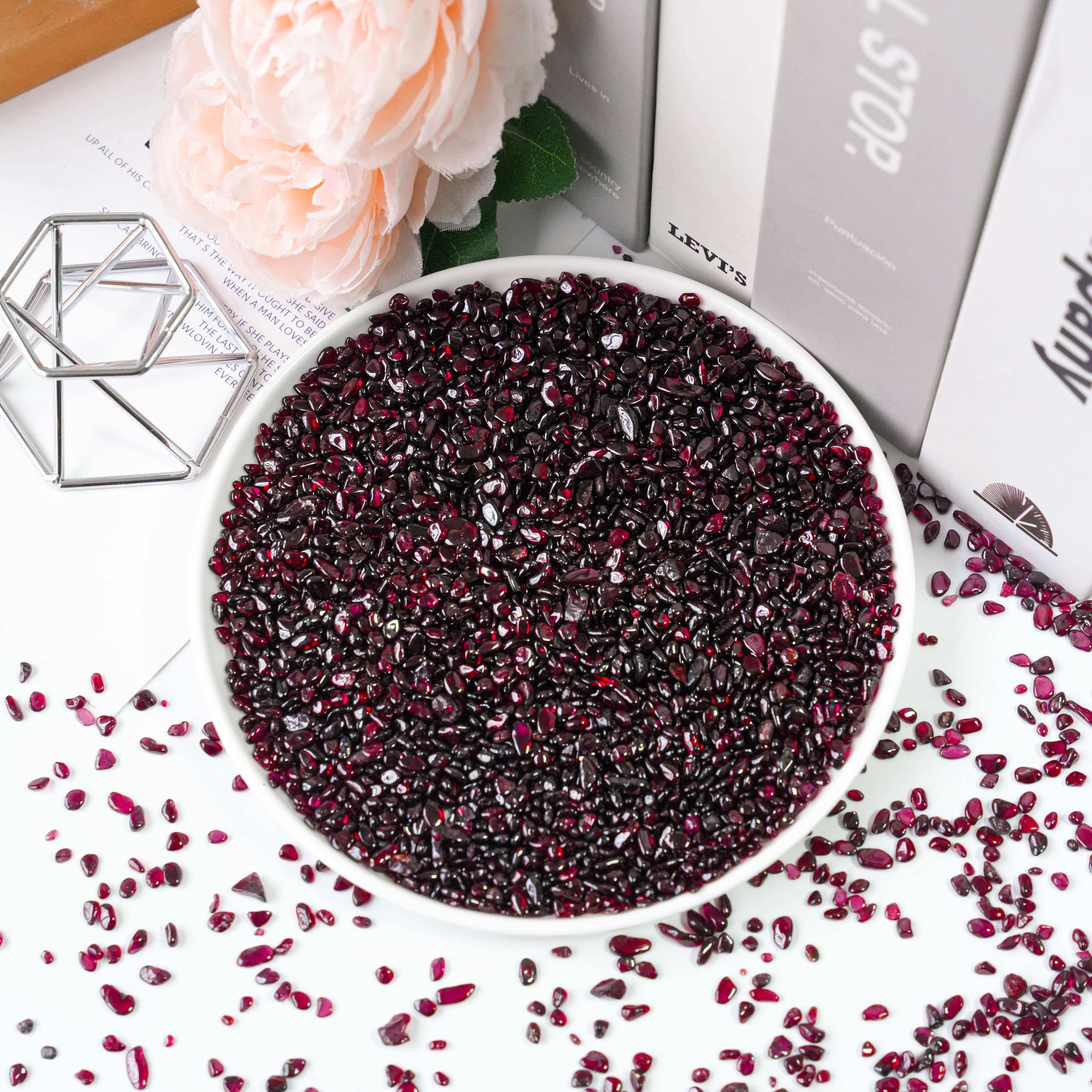 Natural Garnet Gravel for Fish Tanks and Gardens Polished Stones for Aquatic and Landscape Use