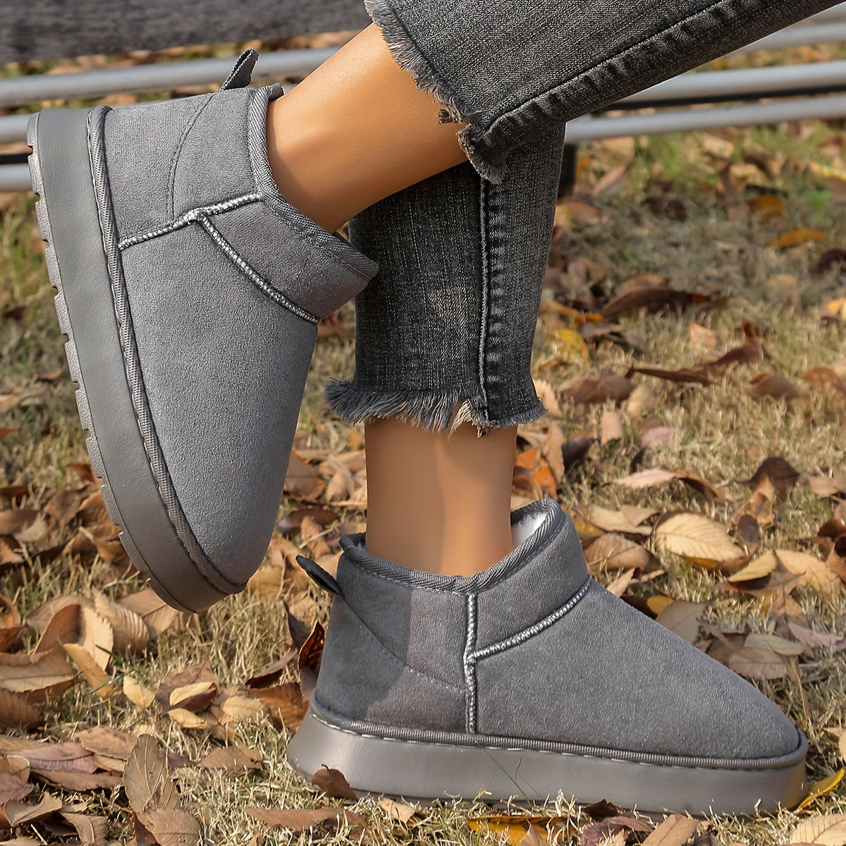 Unisex Plush Slippers Warm Non-Slip EVA Sole Indoor Outdoor All-Season