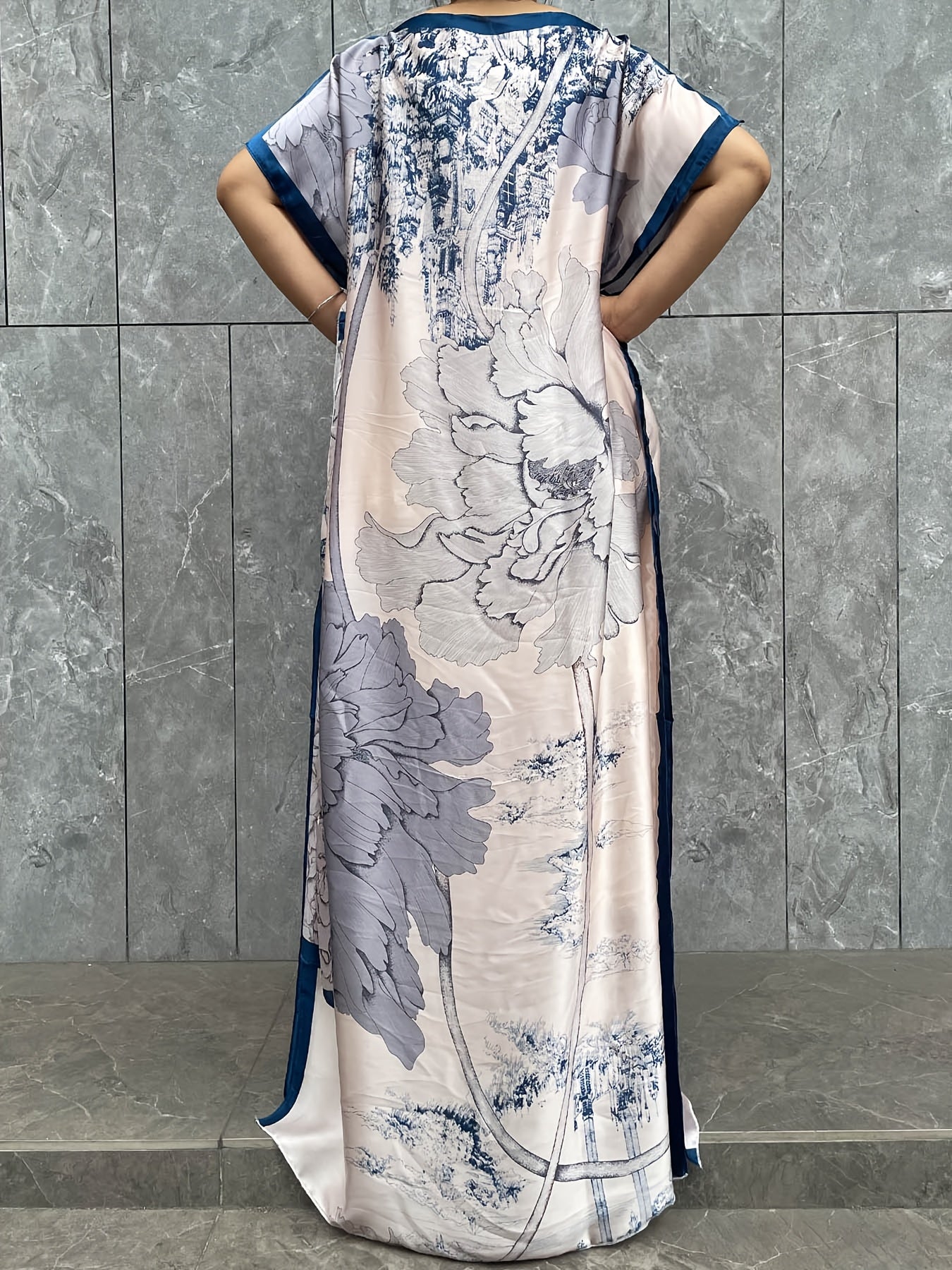 Women's Floral Print Batwing Sleeve Dress with Scarf Lightweight Breathable Fabric