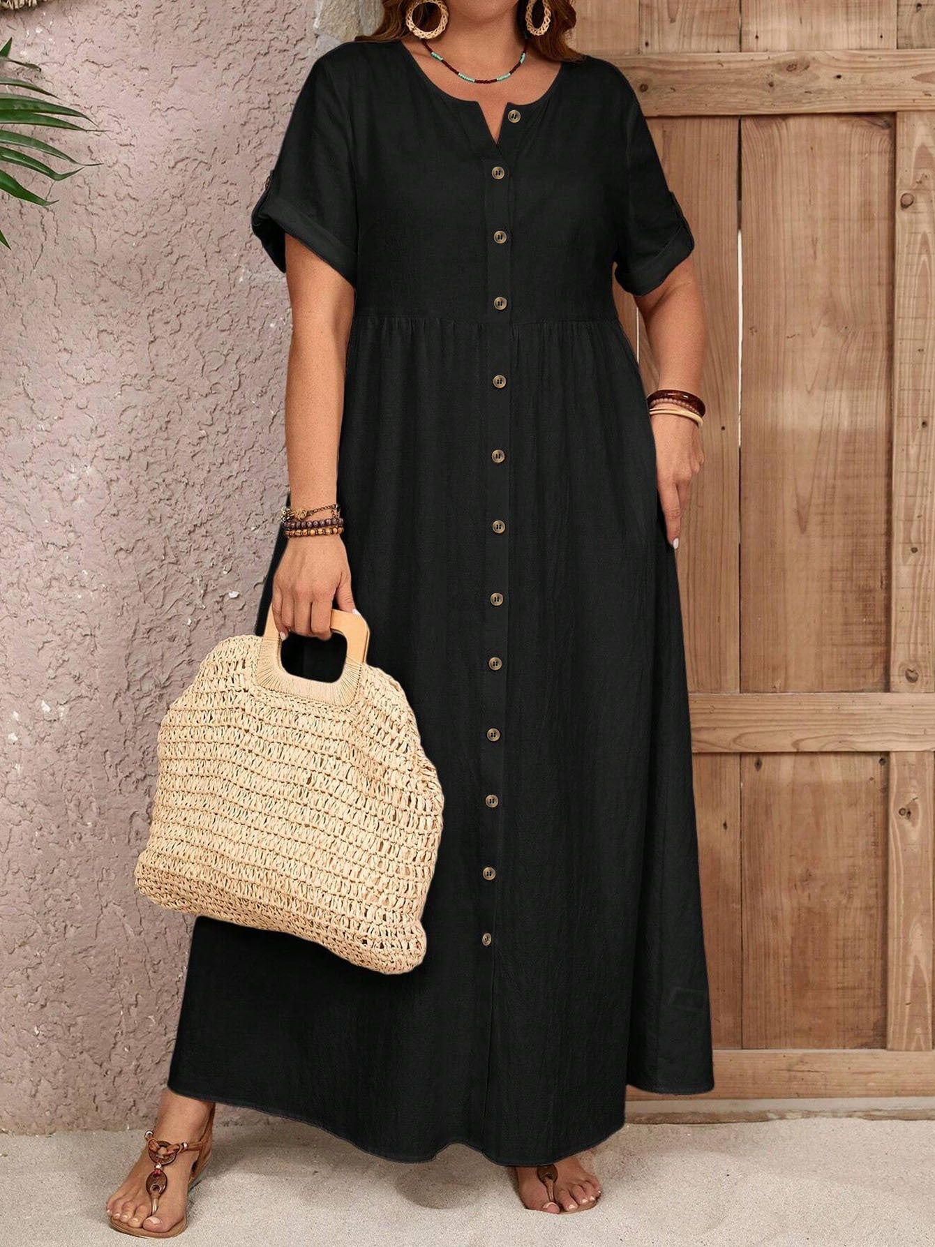 Plus Size Women's Polyester Casual Dress with Pockets Crew Neck Short Sleeves